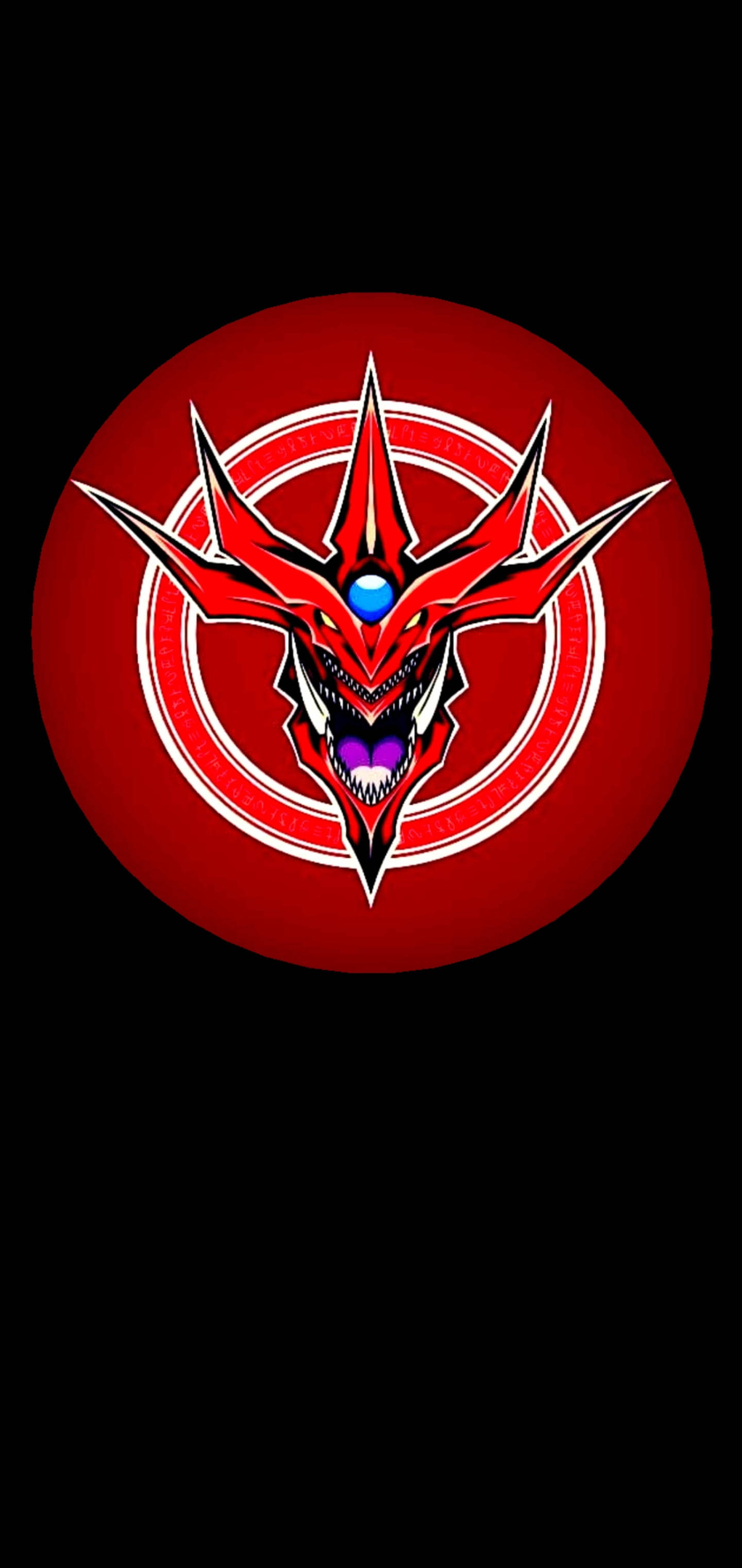Yu Gi Oh 桌布 壁紙 — 一個帶有發光藍色和紫色眼睛的兇猛紅黑風格龍頭，位於黑色背景上的紅色圓圈中心。