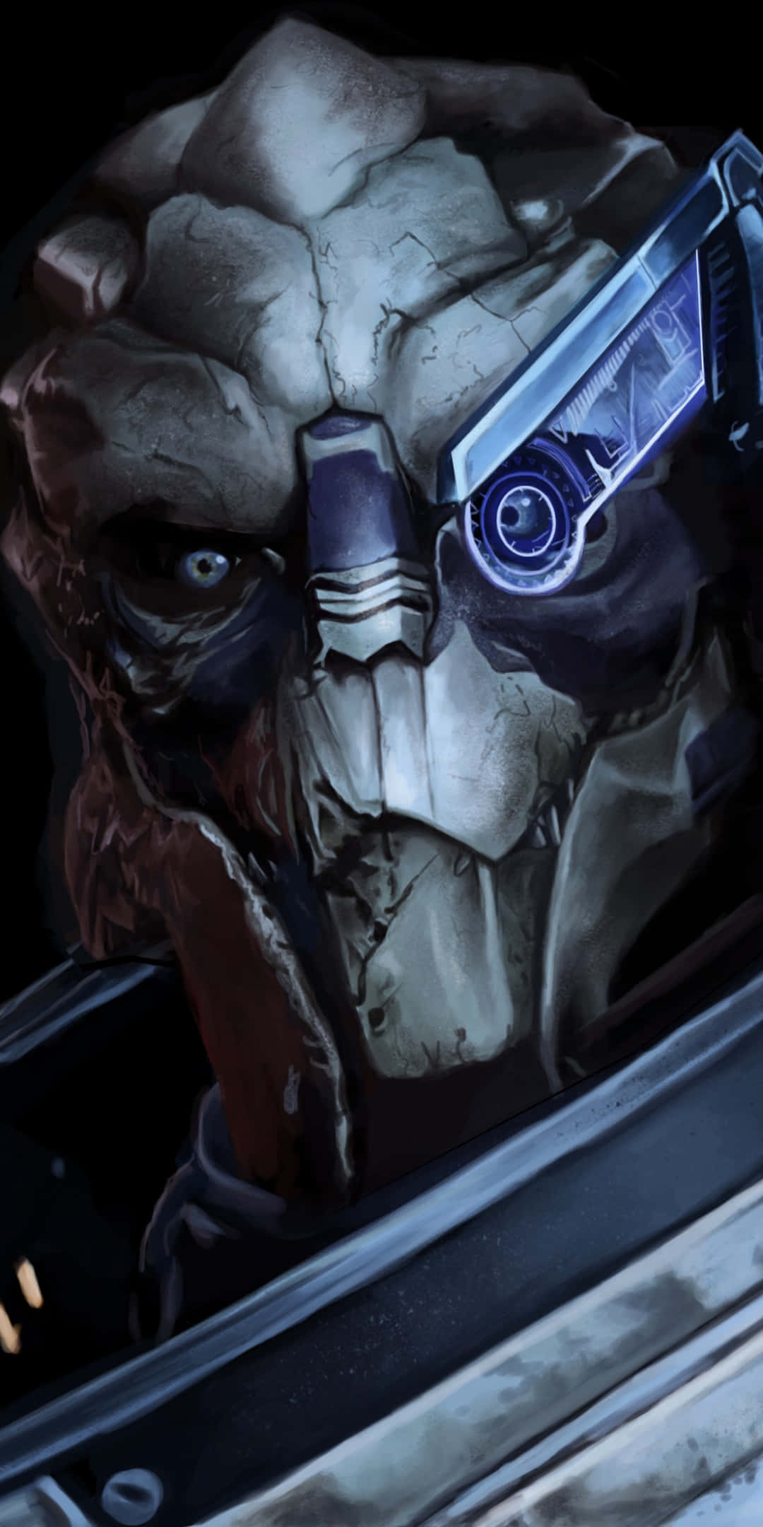 Garrus Vakarian 桌布 壁紙 — 一個帶有發光藍色眼睛和裂紋石質紋理的機械頭骨，從黑暗的駕駛艙中強烈凝視。