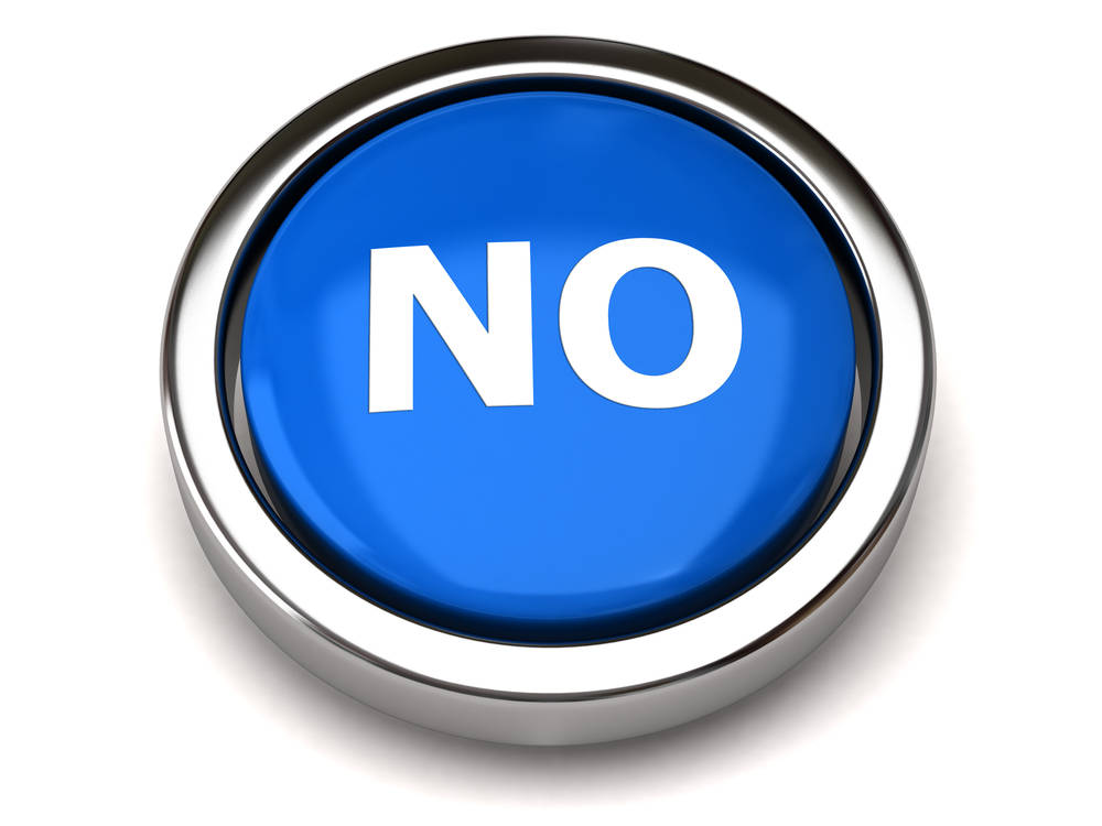 高清 桌布 壁紙 — 一個帶有白色文字「NO」的光澤藍色圓形按鈕，周圍環繞銀色邊框，背景為白色。