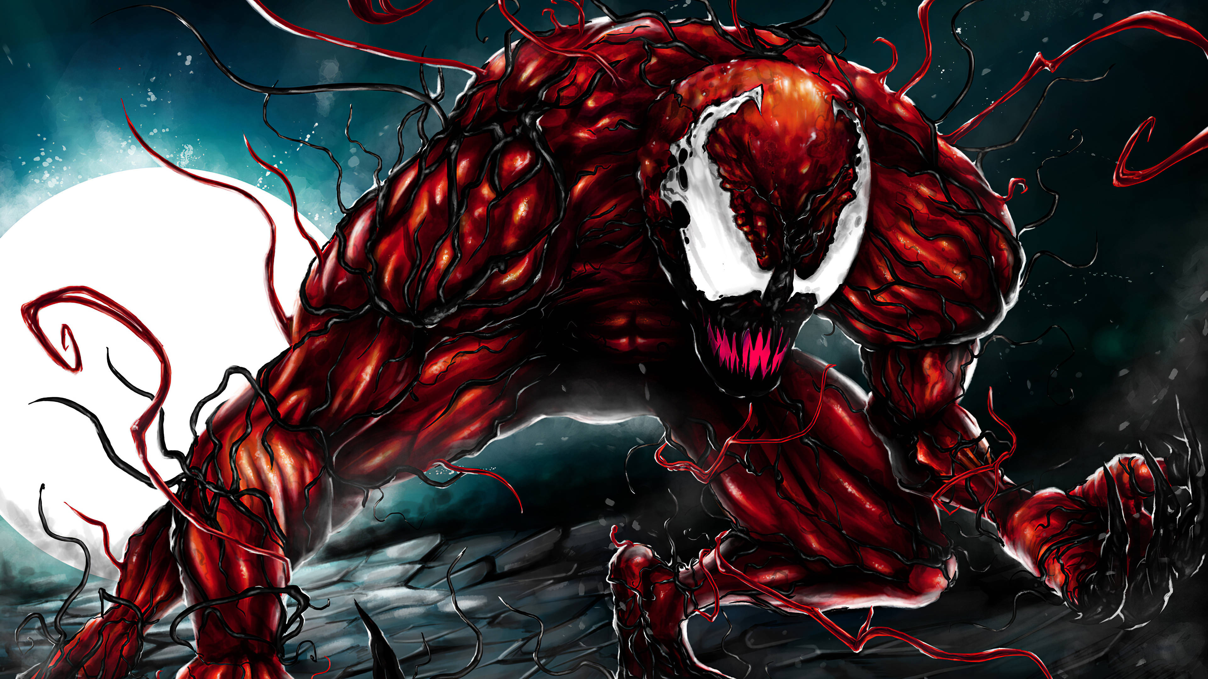 Carnage 桌布 壁紙 — 一個帶有白色眼睛和黑色觸手的威脅性紅色共生體生物，在滿月的黑暗天空中向前猛撲。