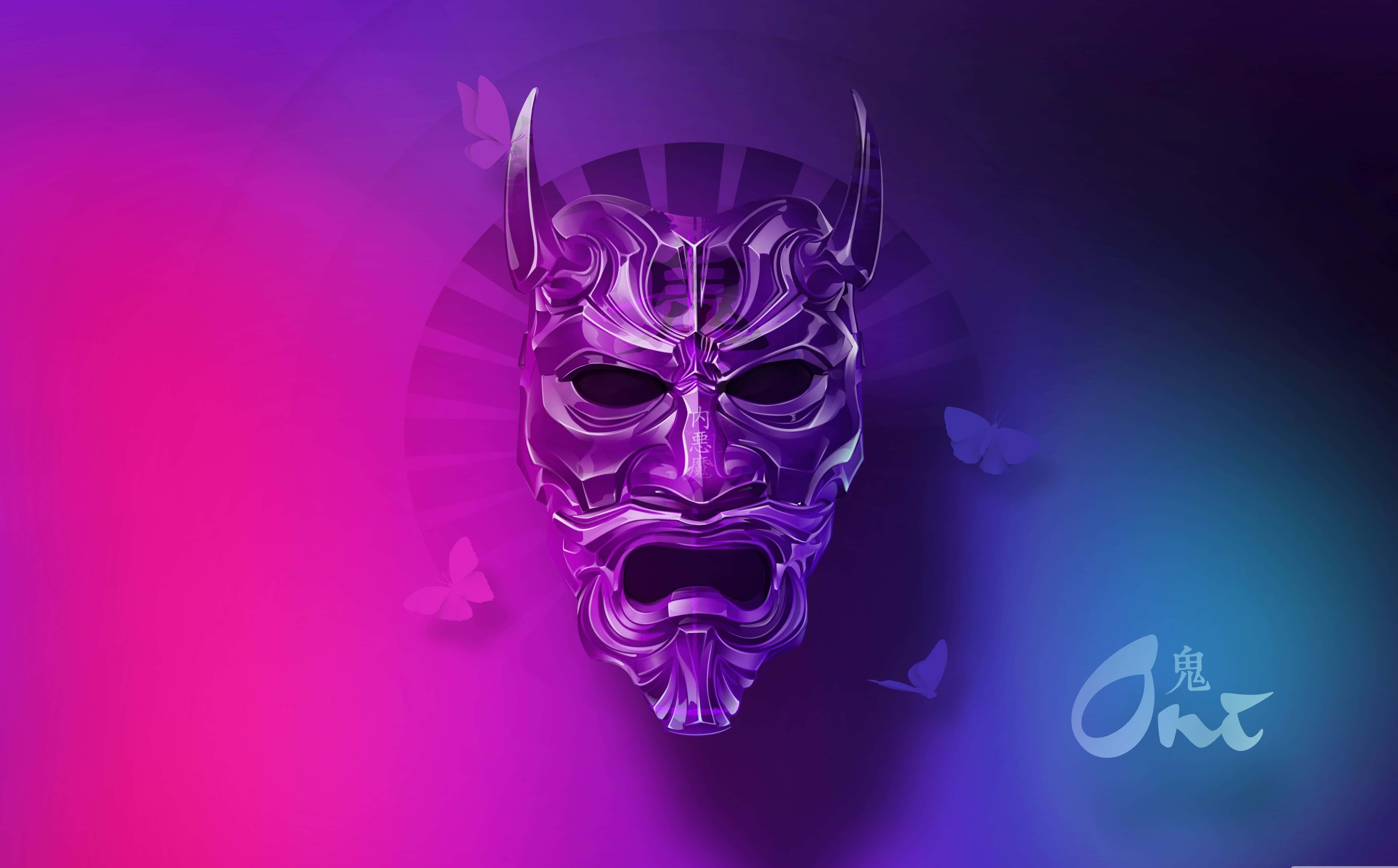 Mask 桌布 壁紙 — 一個帶有角和蝴蝶的光澤紫色鬼面具，漂浮在從粉紅到藍色的光芒漸變背景上。