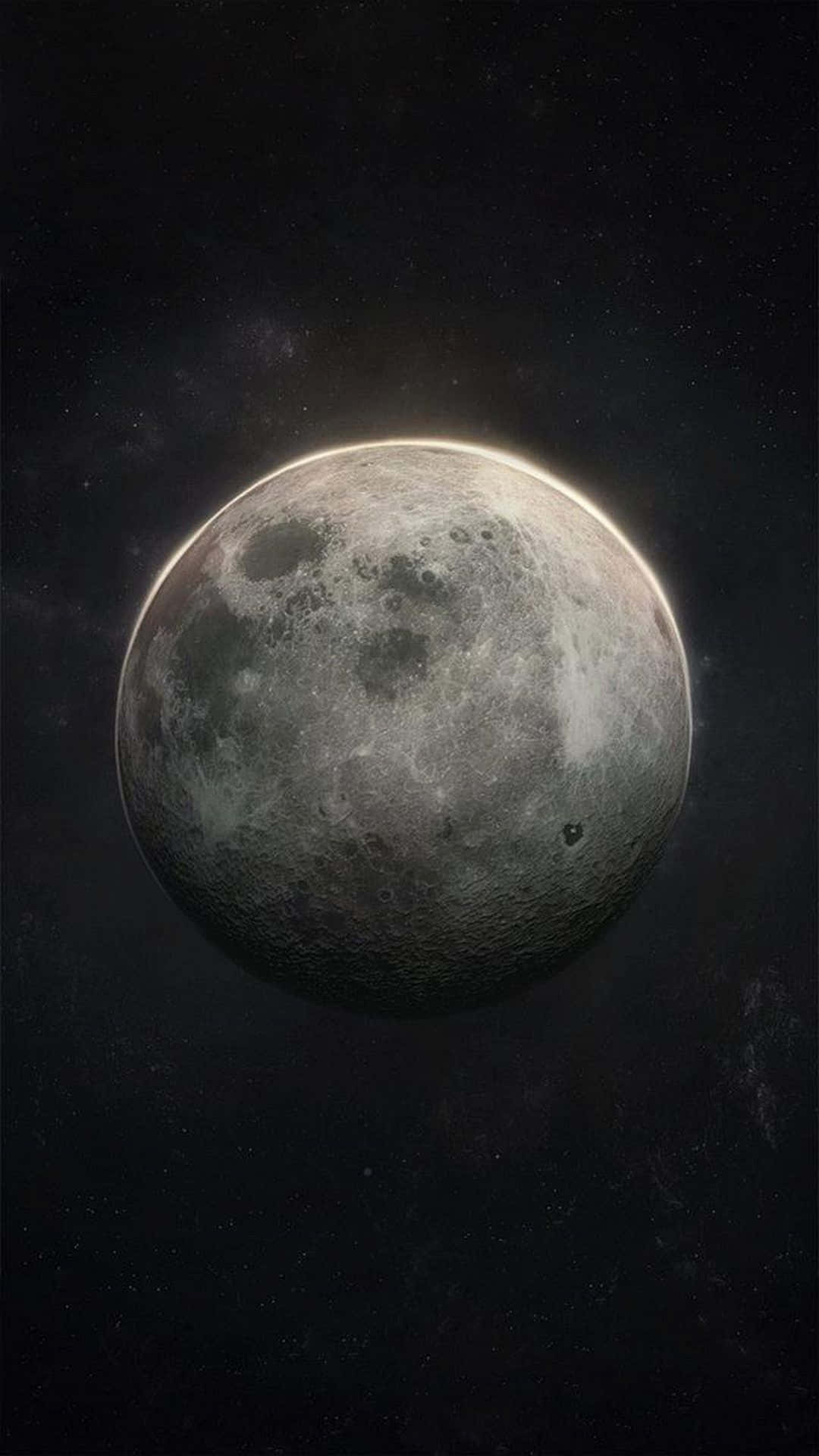 月光 桌布 壁紙 — 一個帶有隕石坑和陰影的詳細月亮，在繁星點點的宇宙背景下發光。