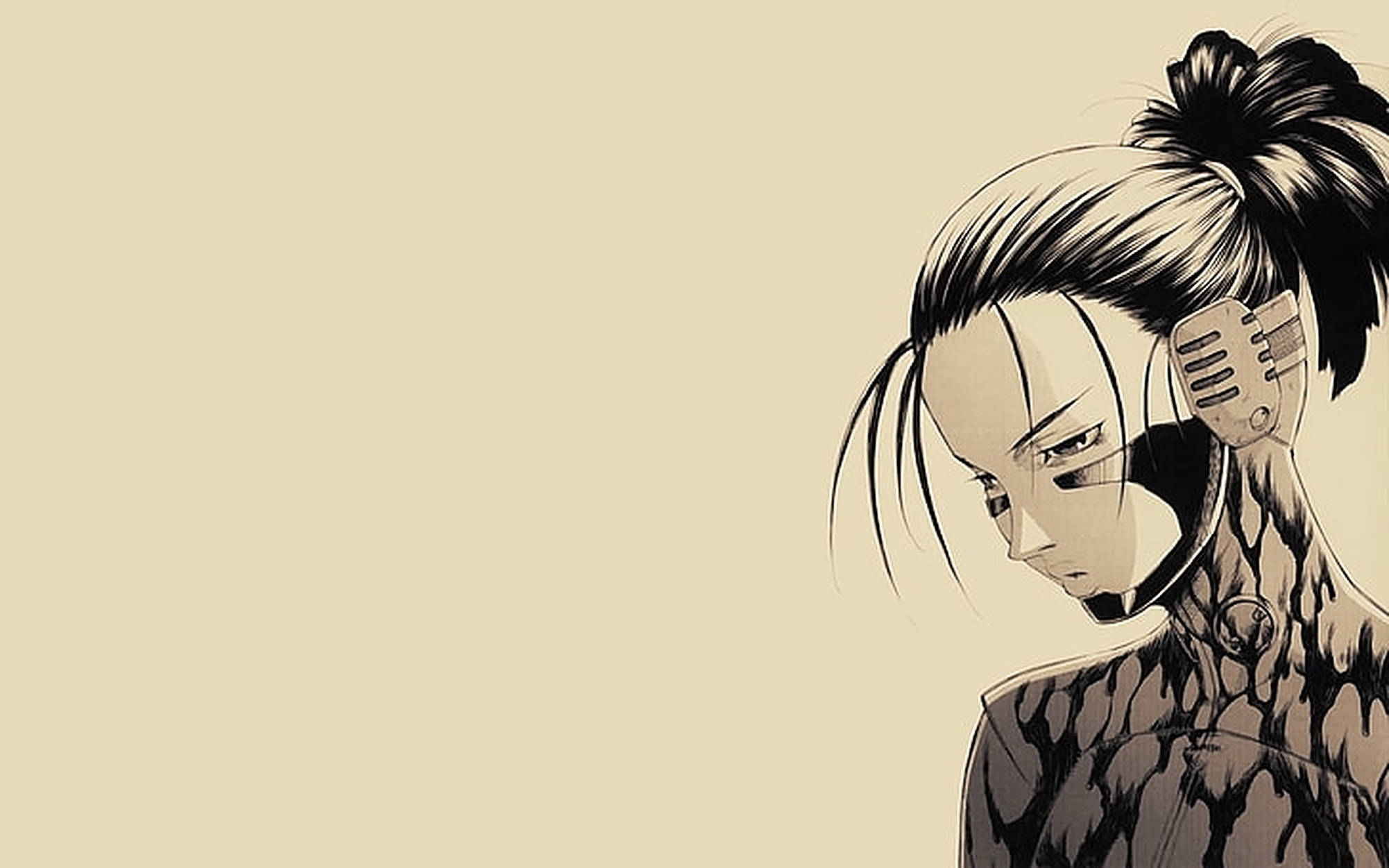 gantz 桌布 壁紙 — 一個帶有電子耳機的憂鬱動漫女孩，在純米色背景下低頭凝視。