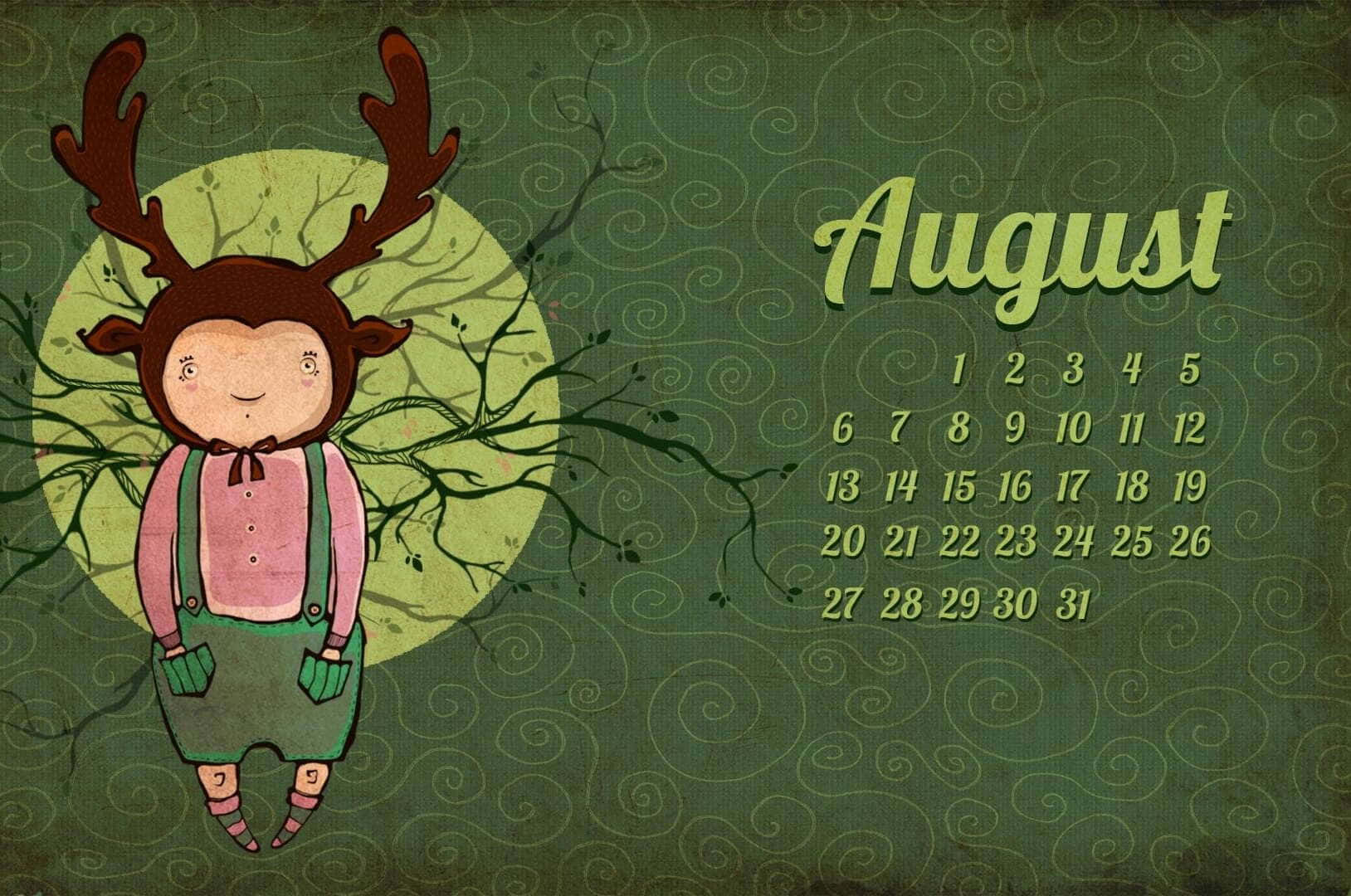 August 桌布 壁紙 — 一個帶有鹿角的奇幻插圖小孩站在發光的月亮和光禿禿的樹枝前，八月日曆桌布。