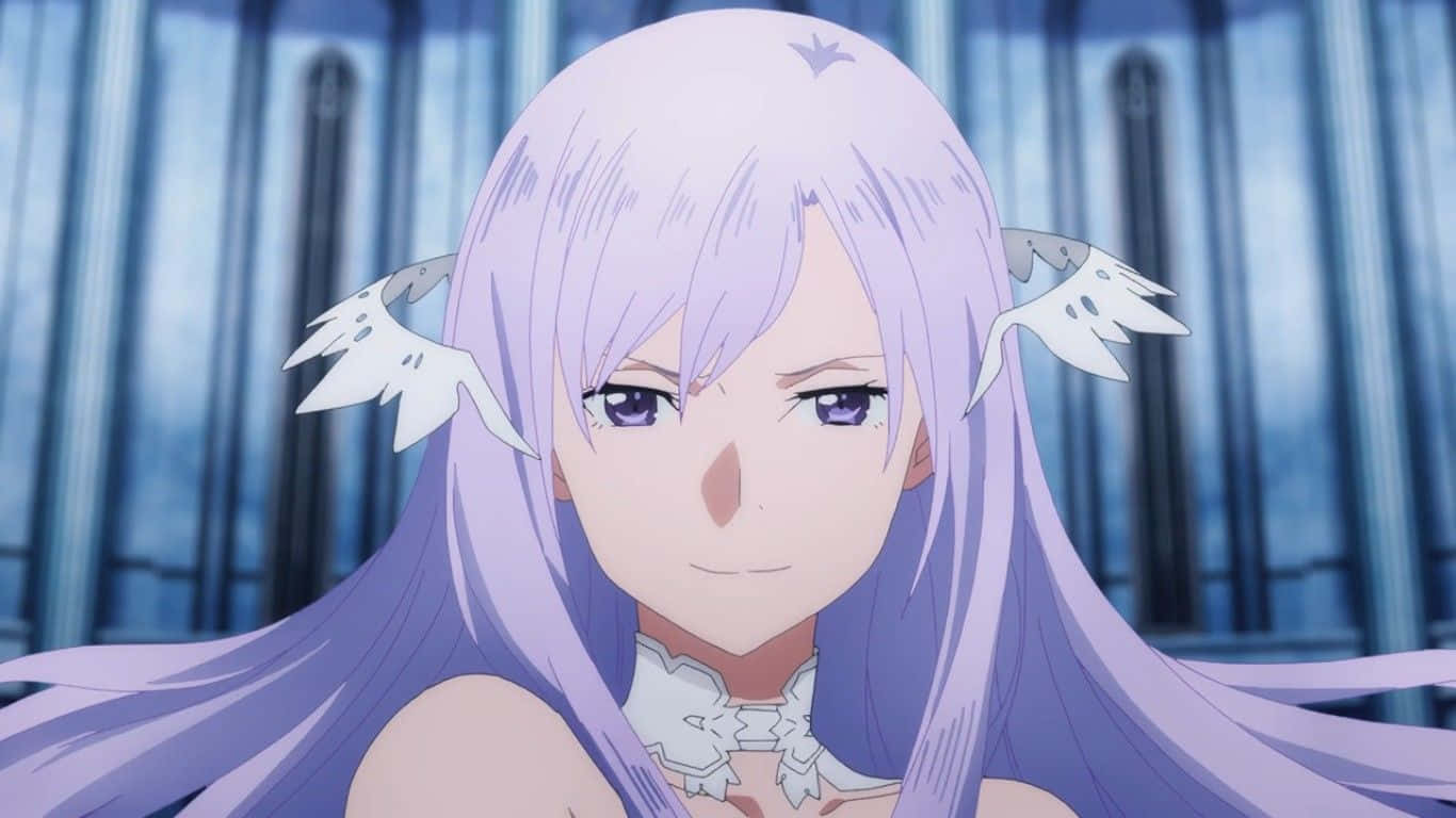 Sword Art Online Quinella 桌布 壁紙 — 一個平靜的動漫女孩特寫，擁有長長的薰衣草色頭髮和白色羽毛狀飾品，背景是藍色窗戶。