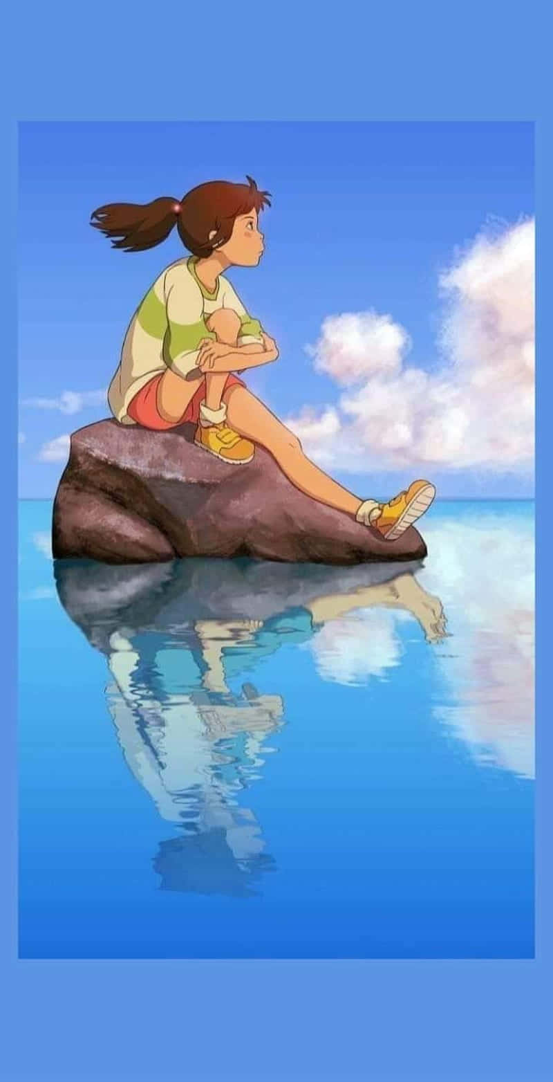 Aesthetic Ghibli 桌布 壁紙 — 一個年輕女孩扎著棕色辮子，平靜地坐在岩石上，身處平靜的藍色水中，頭頂是明亮的天空和蓬鬆的雲朵。
