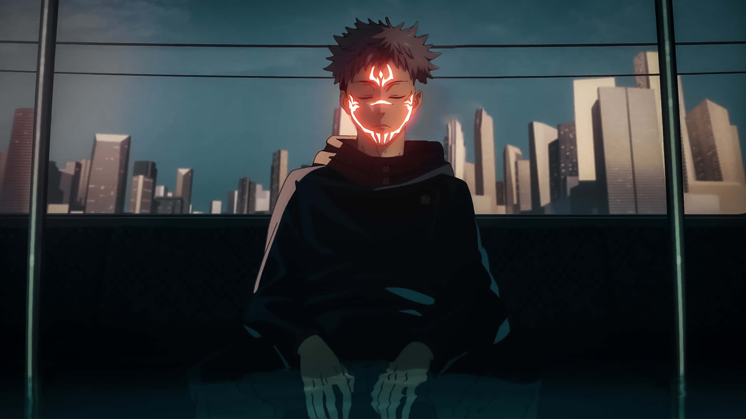 2560x1440 動態圖片 桌布 壁紙 — 一個年輕的動漫男孩，身上有發光的紅色標記，平靜地坐在屋頂上，俯瞰黃昏時分的城市天際線。