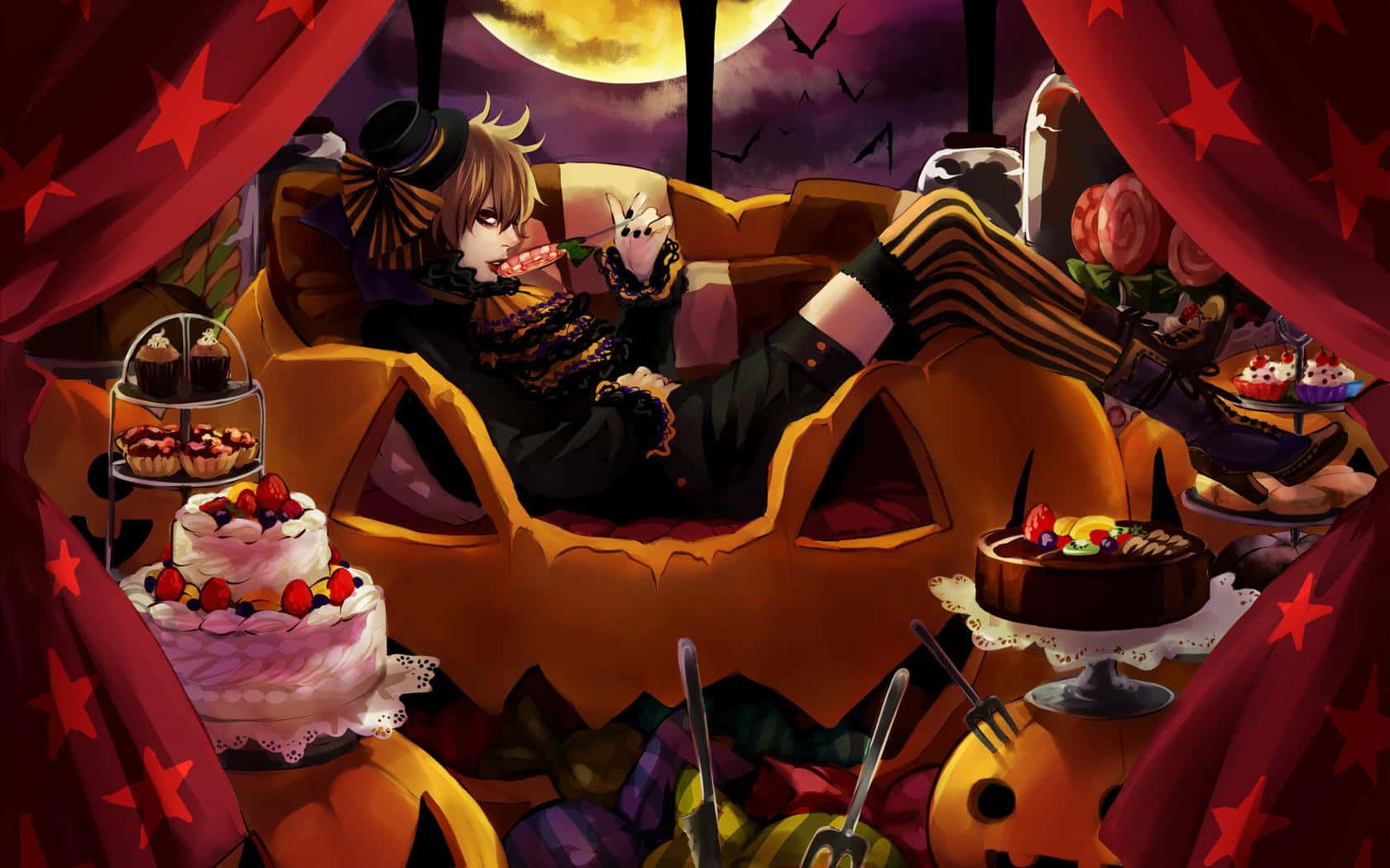 Halloween Anime Girl 桌布 壁紙 — 一個年輕的動漫男孩坐在一個巨大的南瓜椅上，周圍是萬聖節蛋糕和紅色星星窗簾，滿月之下。