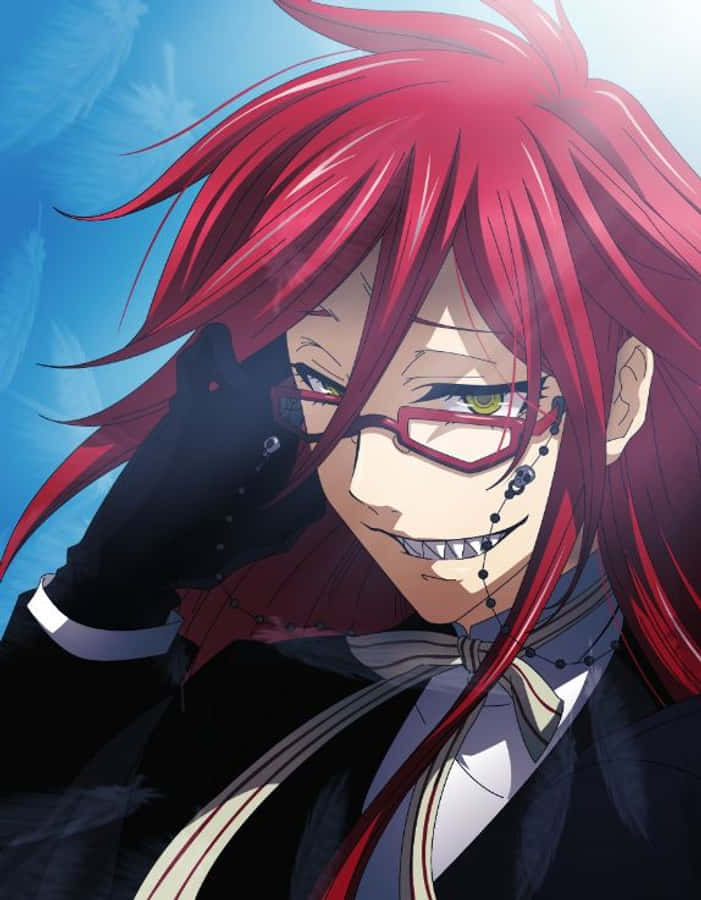 Grell Sutcliff 桌布 壁紙 — 一個引人注目的動漫角色，擁有鮮豔的紅髮和眼鏡，在明亮的藍色背景前頑皮地微笑。