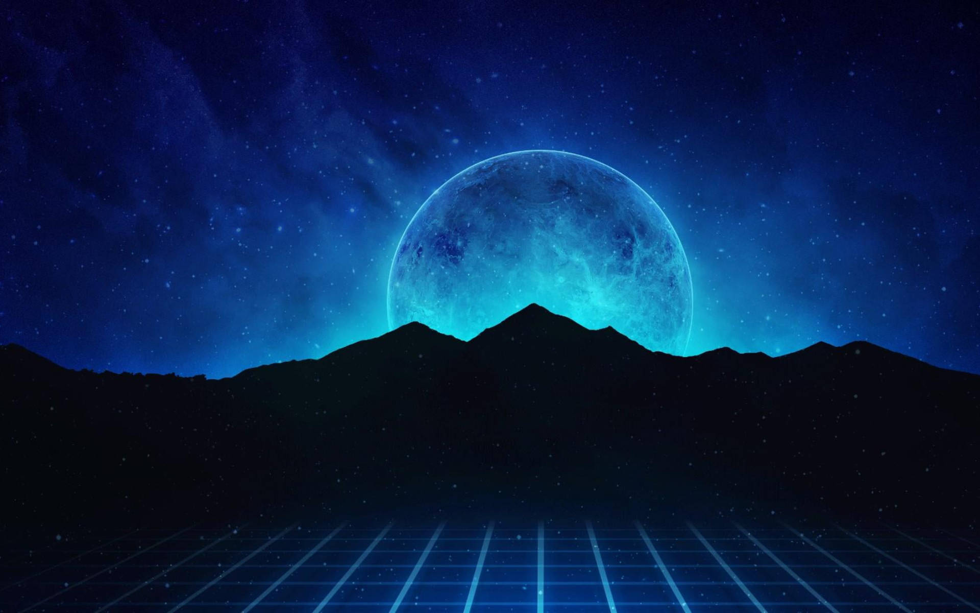 銀河月亮 桌布 壁紙 — 一個復古未來主義的夜景，發光的藍色行星在黑暗山脈後升起，霓虹網格地板，星空下。