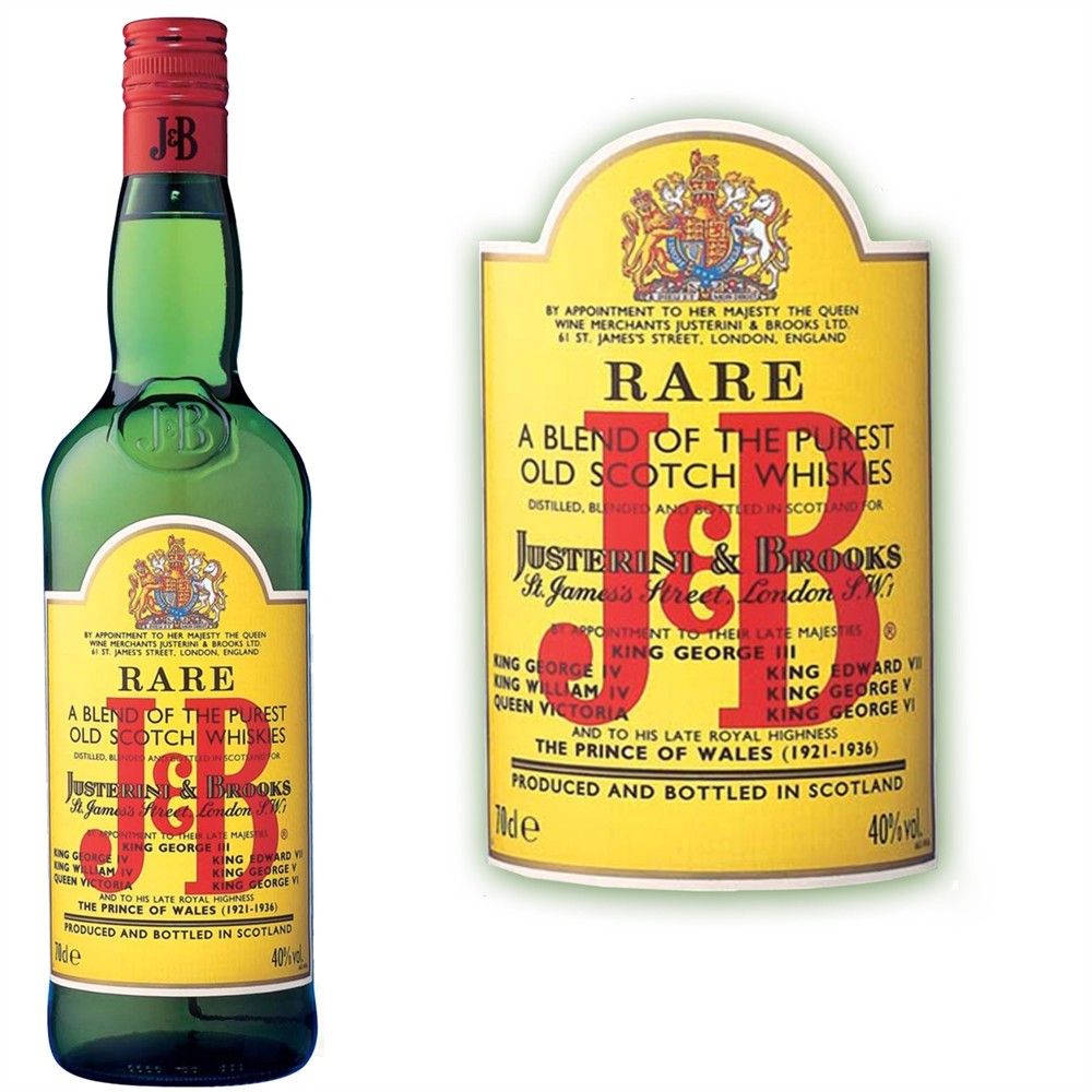 drinks 桌布 壁紙 — 一個復古綠色玻璃瓶和 J&B Rare 蘇格蘭威士忌的分離標籤，背景為純白色。