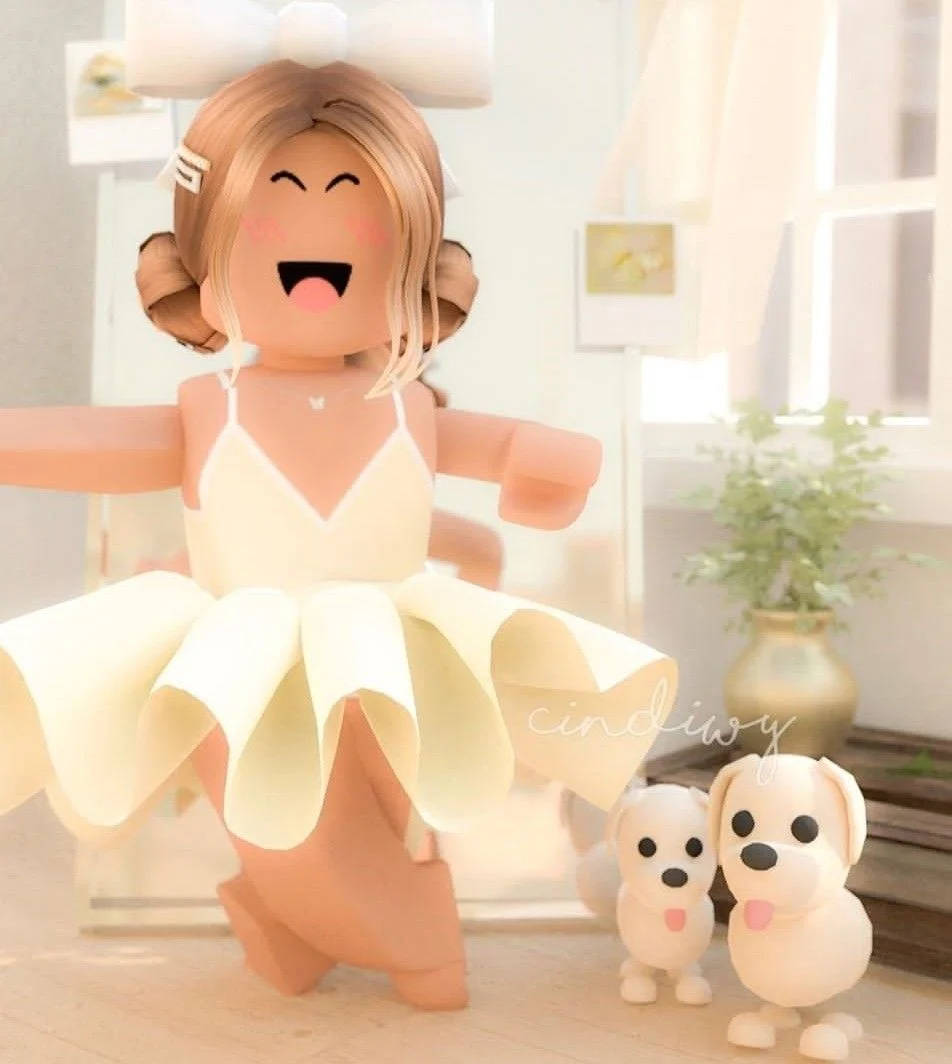 Roblox 桌布 壁紙 — 一個快樂的 Roblox 女孩穿著奶油色芭蕾舞裙，在陽光明媚的房間裡與兩隻可愛的白色小狗跳舞。