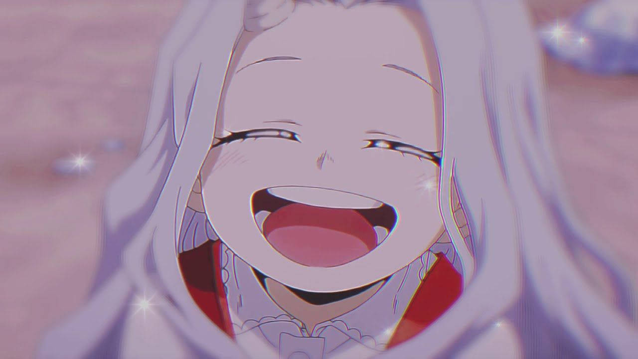 Smile 桌布 壁紙 — 一個快樂的動漫女孩，長長的白髮，在柔和的粉紅色背景上，伴隨著閃爍的效果，開懷大笑。