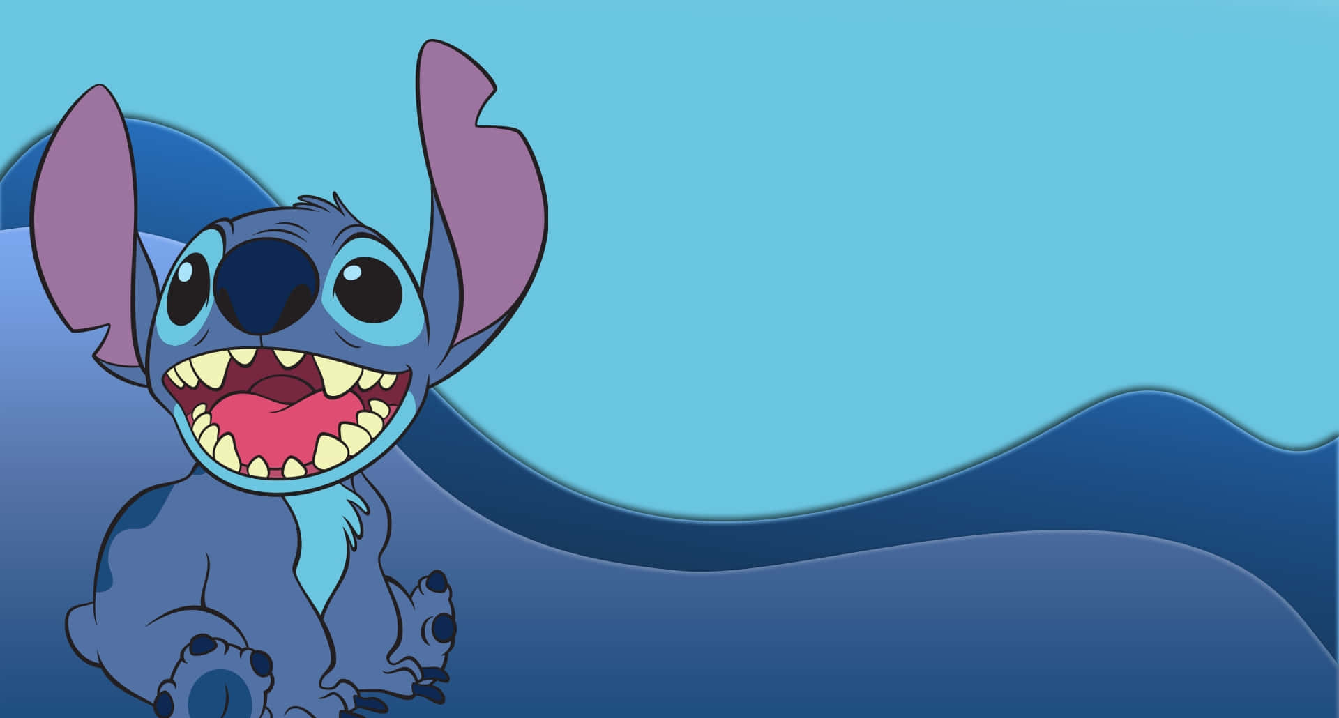 Cute Lilo And Stitch 桌布 壁紙 — 一個快樂的藍色外星人，有大耳朵和尖牙，在漸變藍色背景上咧嘴大笑。