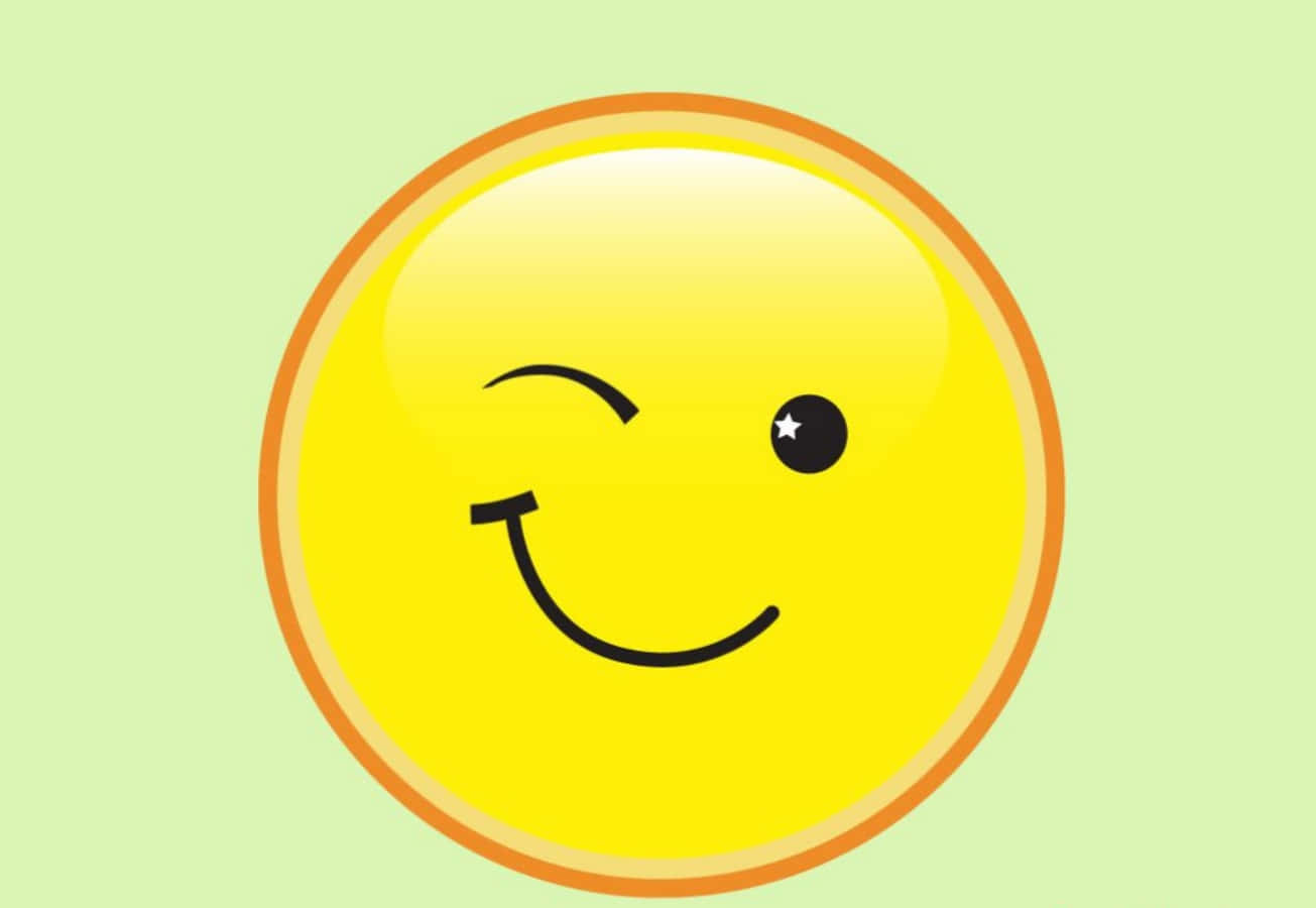 winky face 桌布 壁紙 — 一個快樂的黃色笑臉在柔和的薄荷綠色背景上眨眼，眼睛裡有一顆星星。