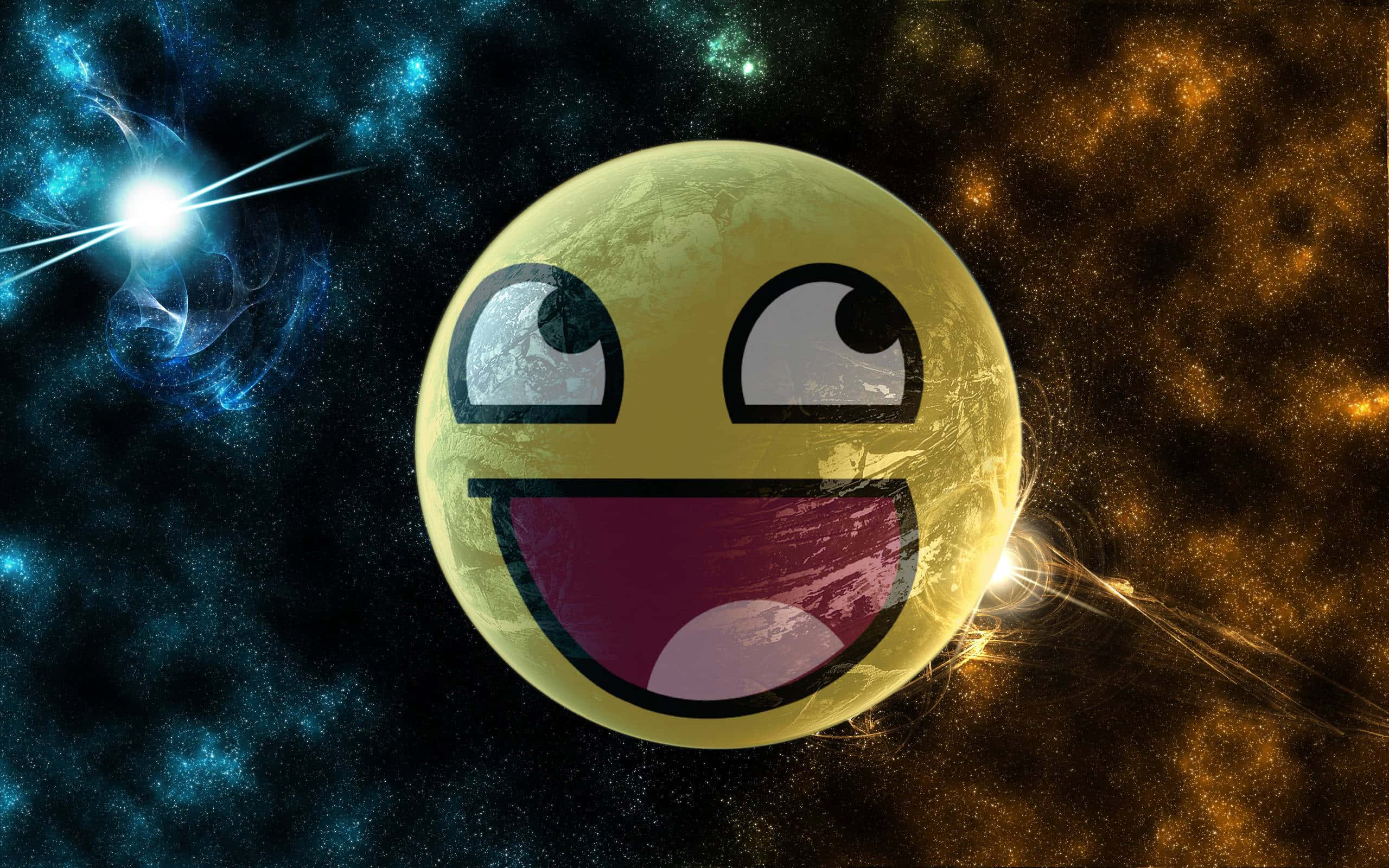 Happy Face 桌布 壁紙 — 一個快樂的黃色表情符號星球，有大眼睛和燦爛的笑容，漂浮在充滿藍色和橙色星星的充滿活力的宇宙星雲中。