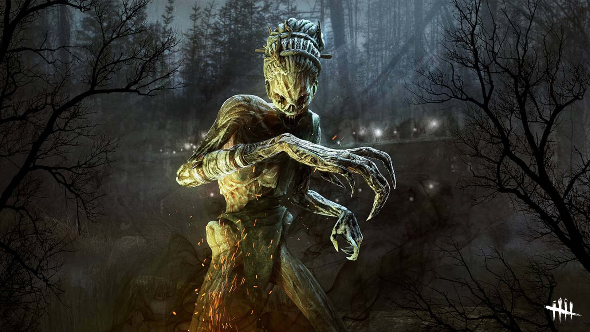 Dead By Daylight Killers 桌布 壁紙 — 一個怪誕的骷髏生物，眼睛發光，手爪如鉤，從夜間霧氣瀰漫的森林中出現，火花從其下半身飛出。