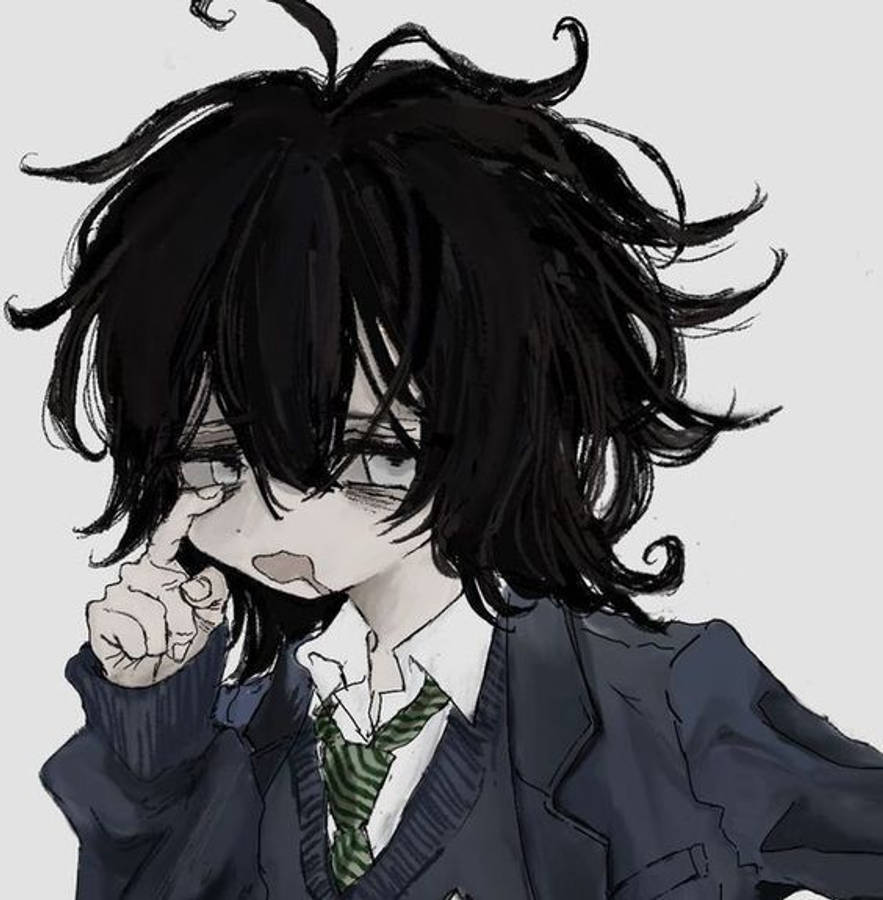Tomboy Anime Girl 桌布 壁紙 — 一個憂鬱的動漫男孩，黑色亂髮戴眼鏡，穿著校服擦眼淚。
