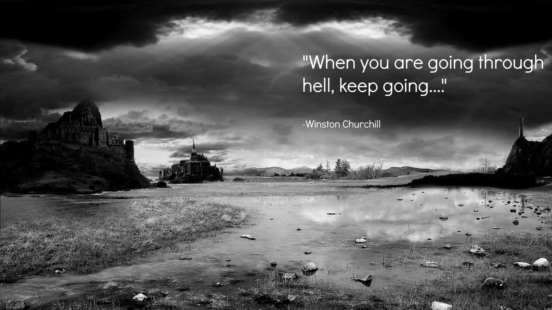 Positive Quotes 桌布 壁紙 — 一個戲劇性的黑白風景，暴風雲籠罩著泥濘田野中倒映的古代遺址。