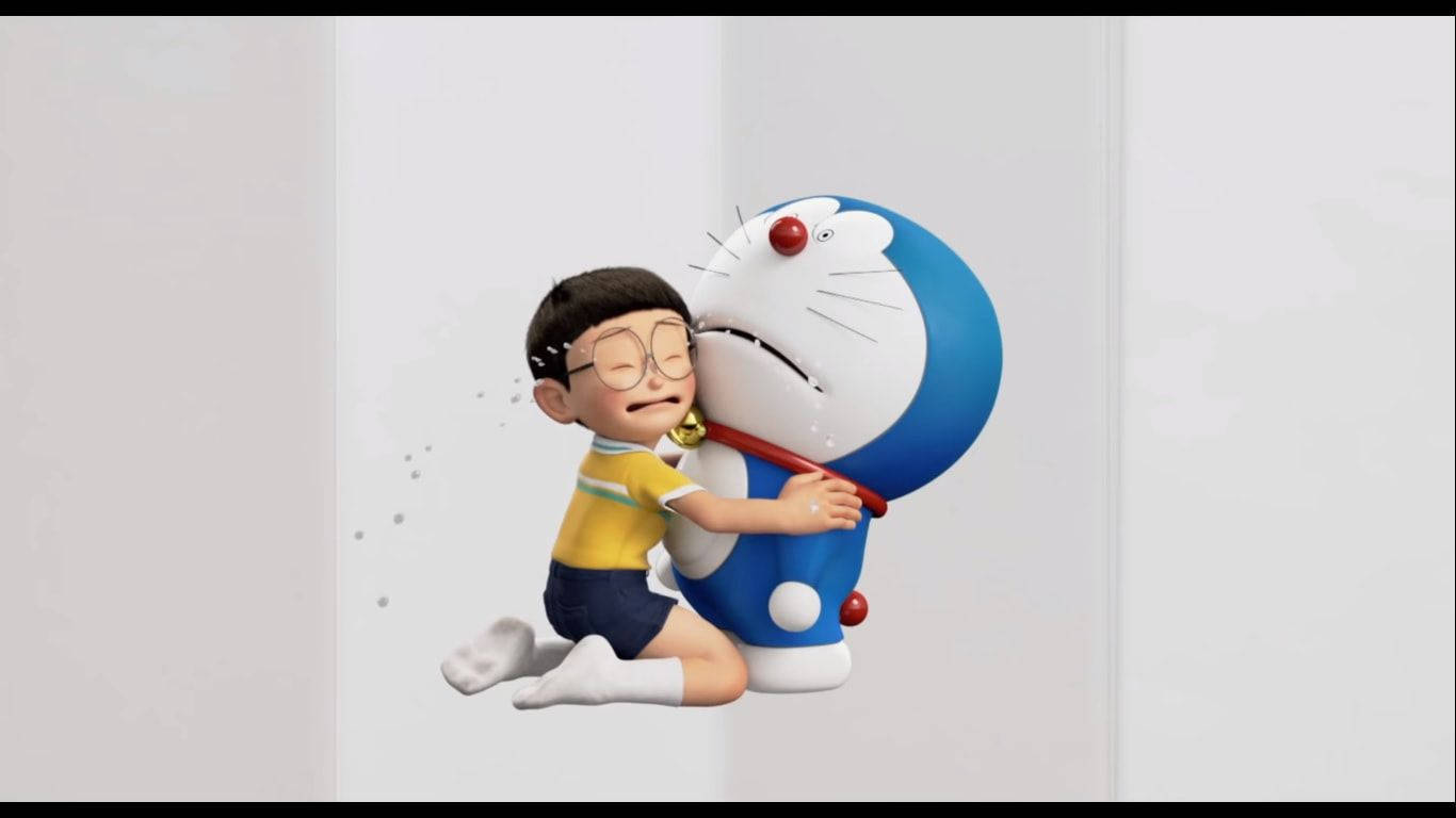 Doraemon And Nobita 桌布 壁紙 — 一個戴眼鏡的男孩擁抱一隻藍色機器貓，貓有紅鼻子和鈴鐺，背景是純白牆壁。
