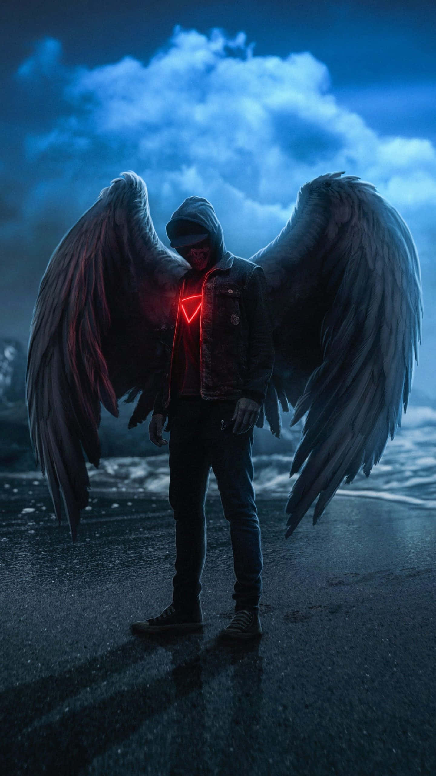 Angelic 桌布 壁紙 — 一個戴著兜帽、擁有巨大黑色翅膀的身影站在濕漉漉的道路上，背景是暴風雨的藍天，胸前有發光的紅色三角形。