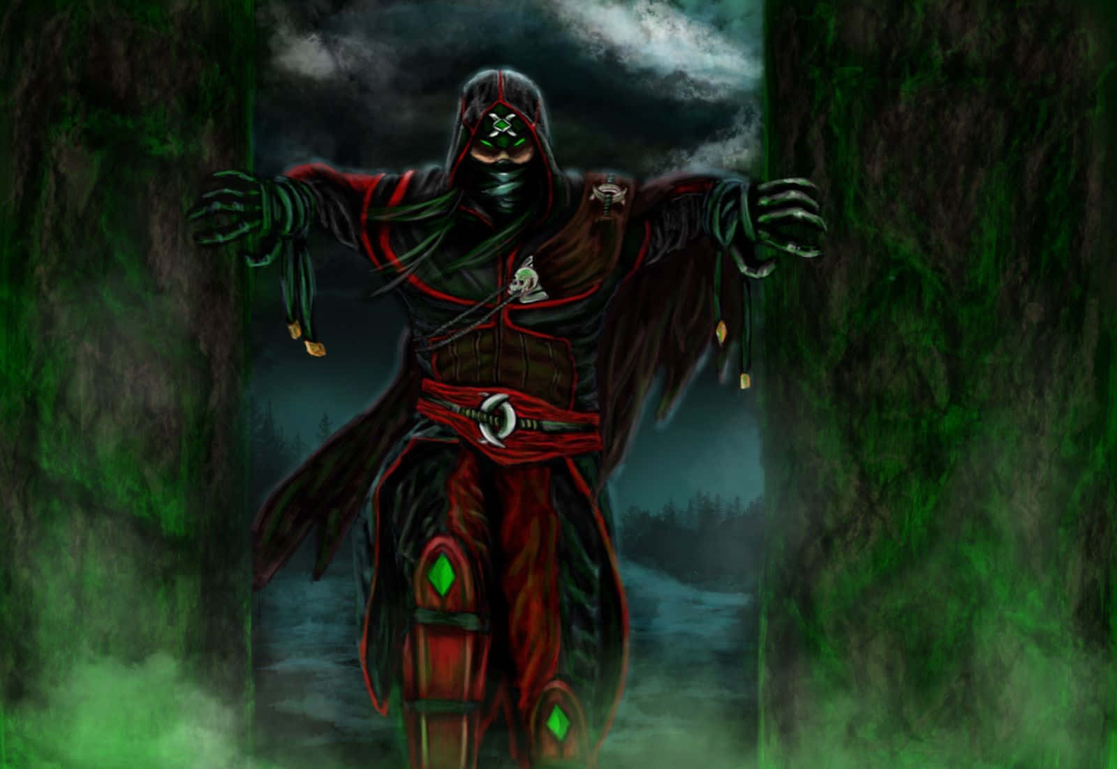Mortal Kombat Ermac 桌布 壁紙 — 一個戴著兜帽的刺客，擁有發光的綠色眼睛和紅色點綴，在暴風雨的天空下，威脅地站在長滿苔蘚的樹幹之間。