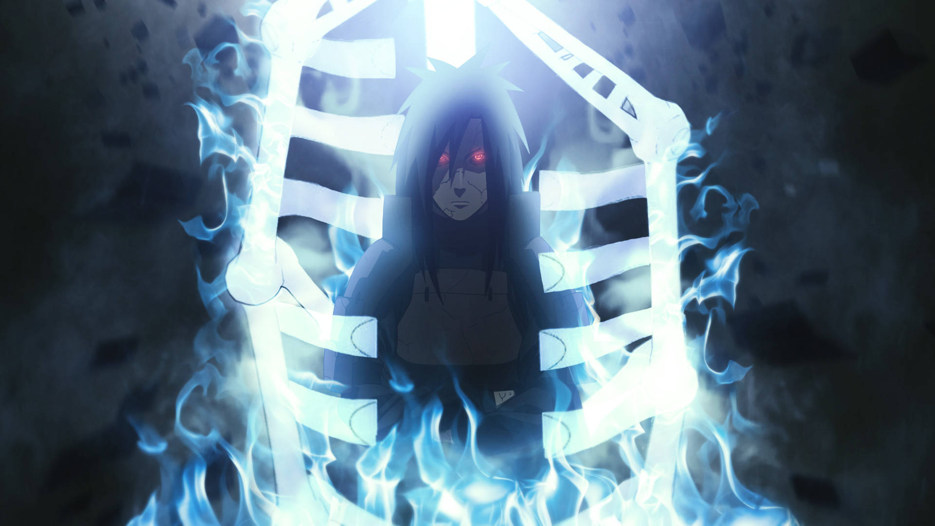 Susanoo 桌布 壁紙 — 一個戴著兜帽的動漫角色，擁有發光的紅色眼睛，站在明亮的藍色火焰屏障內，背景為黑暗。