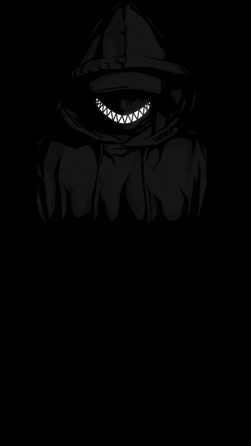 Creepy Smile 桌布 壁紙 — 一個戴著兜帽的威脅性人物，帶著發光的尖銳牙齒，從黑暗中出現在一幅鮮明的黑白插圖中。