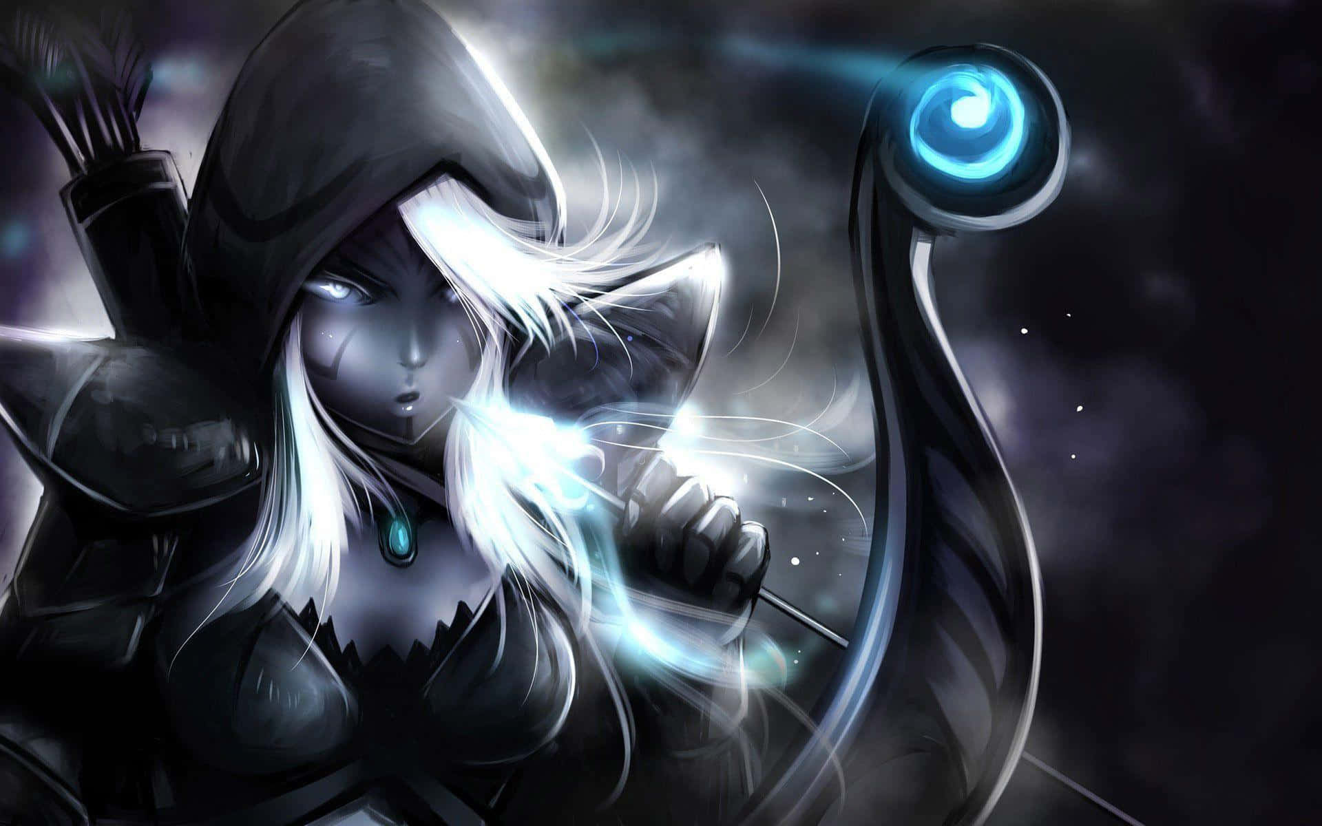Drow Ranger 桌布 壁紙 — 一個戴著兜帽的弓箭手，擁有發光的藍色眼睛和白髮，在黑暗的宇宙背景下拉開一把充滿電光藍色能量的弓。