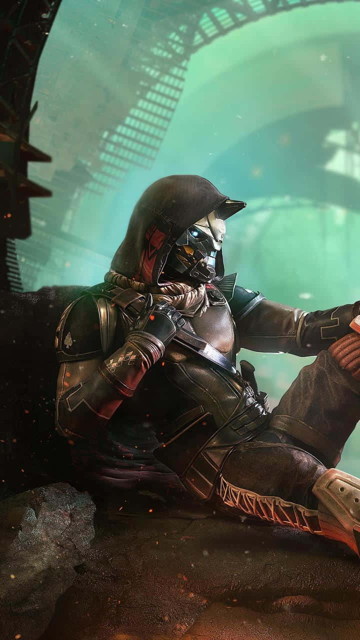 Destiny 2 Phone 桌布 壁紙 — 一個戴著兜帽的裝甲戰士，眼睛發光，坐在廢墟中，籠罩在綠色霧氣下，火花四濺。