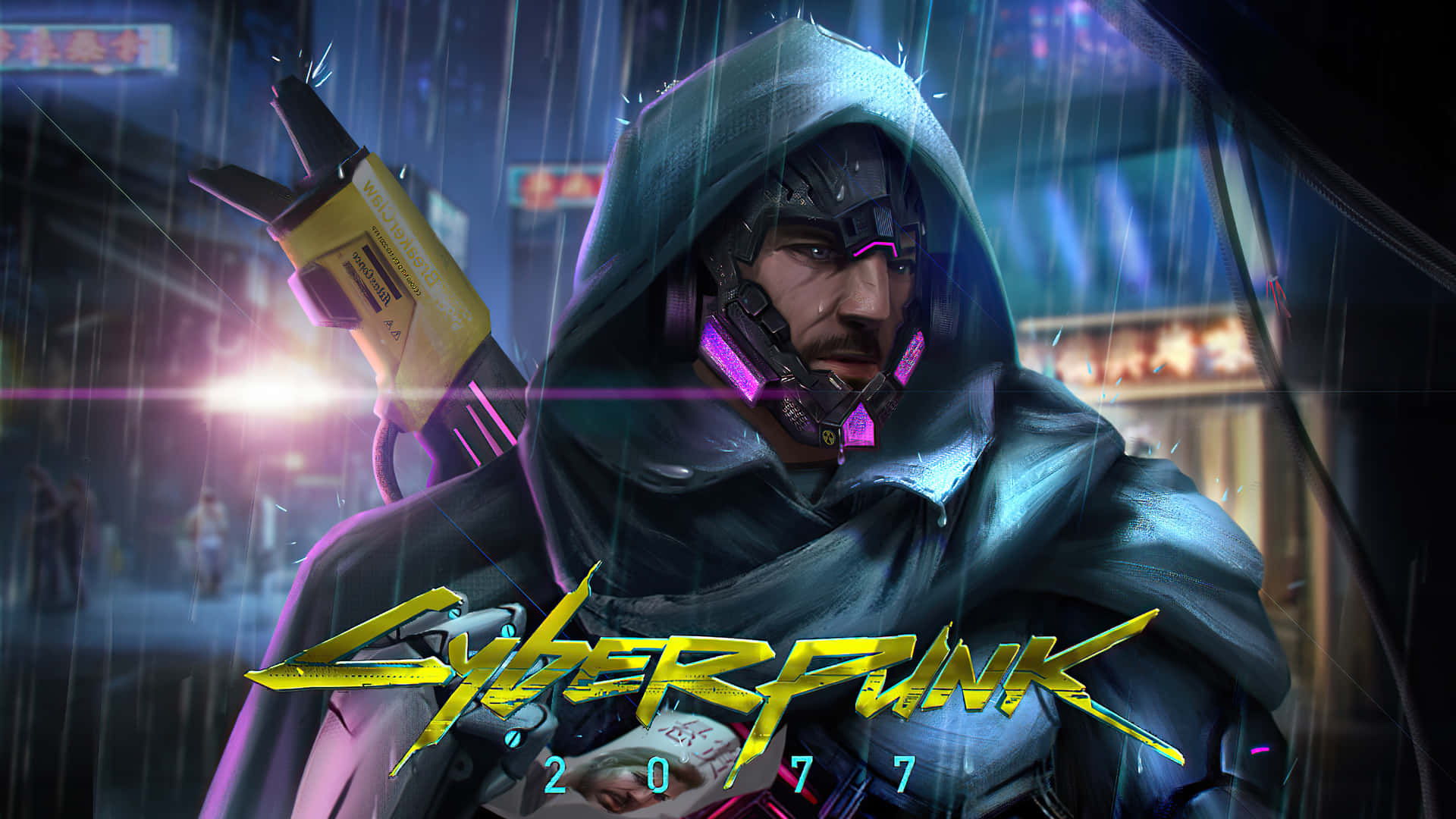 1080p Cyberpunk 2077 桌布 壁紙 — 一個戴著兜帽的賽博龐克戰士，身上有發光的紫色義體，夜晚站在霓虹燈閃爍、雨水浸濕的街道上。