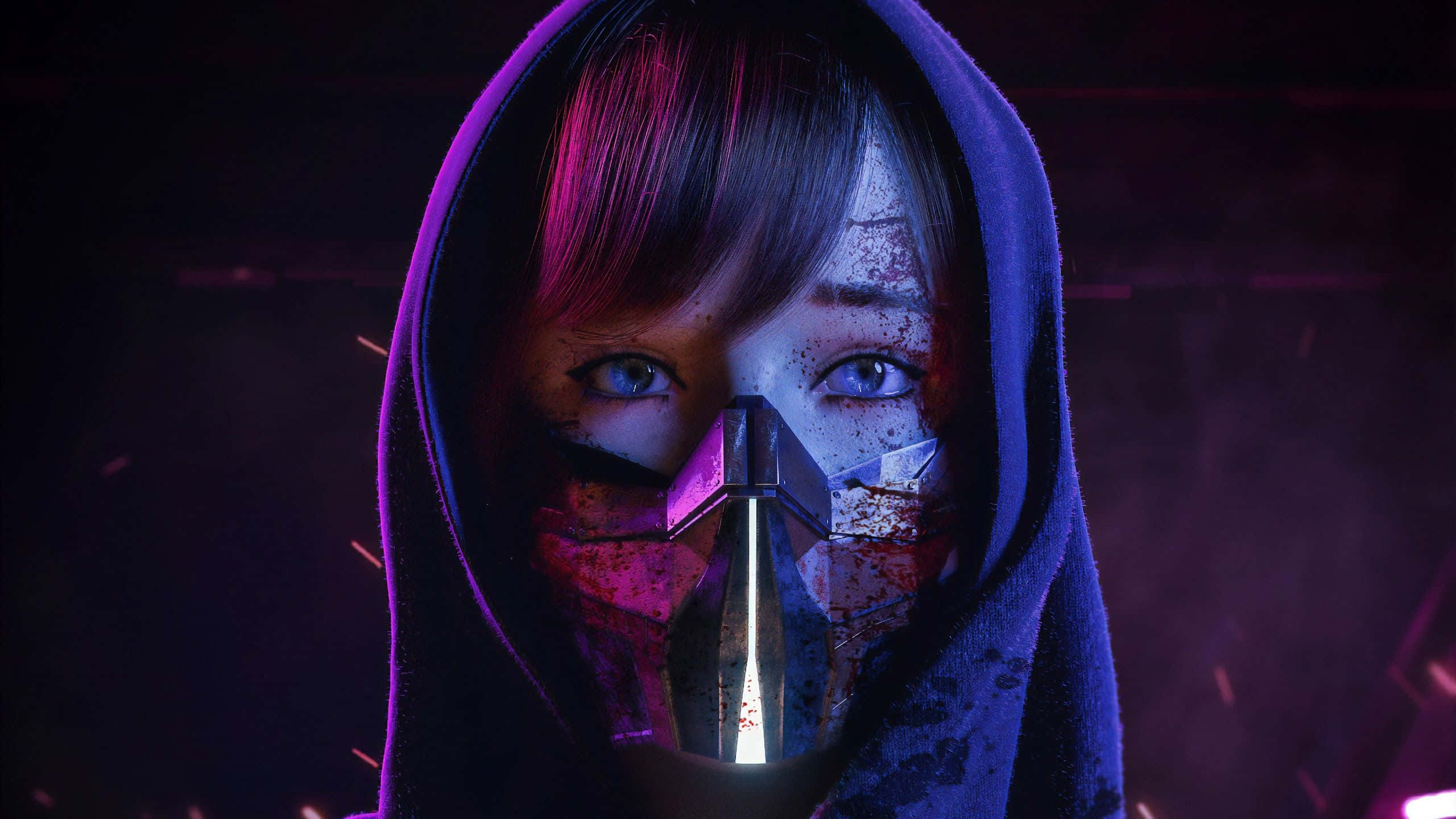 Mask 桌布 壁紙 — 一個戴著兜帽的身影，眼睛發光，戴著金屬面具，沐浴在霓虹紫和粉紅色的燈光中。