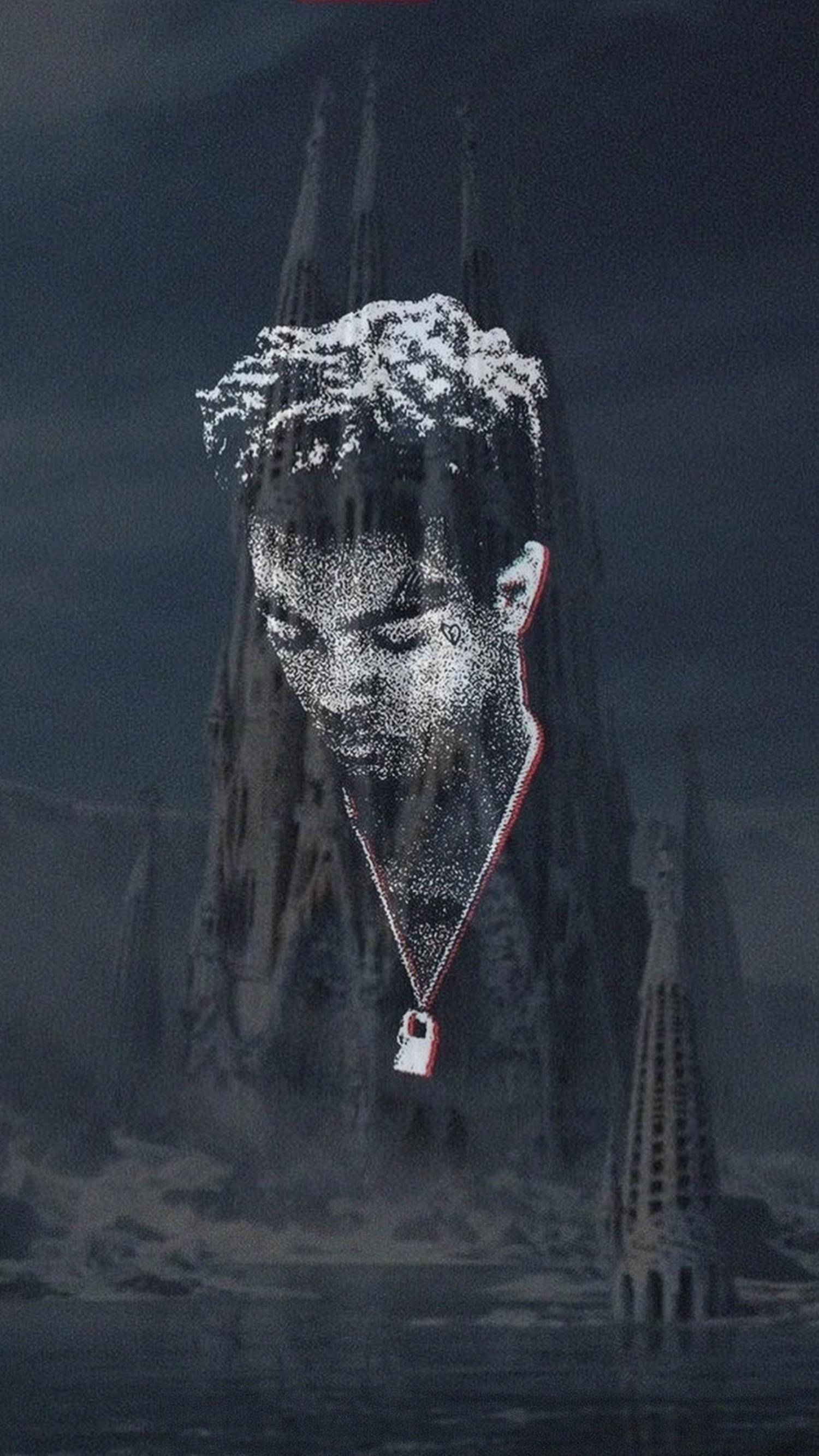 XXXTENTACION 桌布 壁紙 — 一個戴著掛鎖項鍊的男人的像素化肖像在夜晚漂浮在黑暗的哥德式大教堂上方。