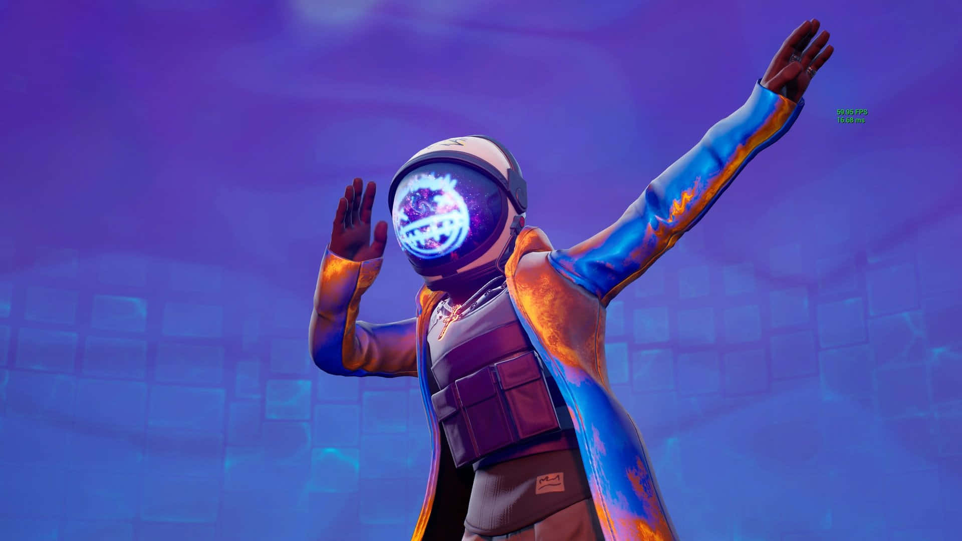 Astro Jack 桌布 壁紙 — 一個戴著發光頭盔和外套的Fortnite角色在充滿活力的紫色和藍色數位競技場中舉起雙臂。