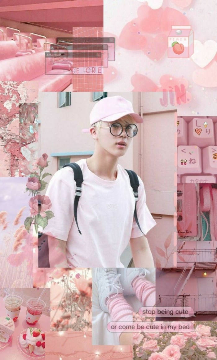 Jin 桌布 壁紙 — 一個戴著粉紅色帽子和眼鏡的年輕人站在一個夢幻般的粉紅色拼貼畫中，拼貼畫包含花朵、飲料和鍵盤圖案。
