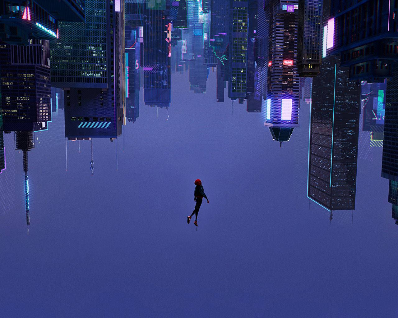 Into The Spider Verse 桌布 壁紙 — 一個戴著紅色頭盔的孤獨身影在夜晚滑翔穿過超現實的倒置霓虹城市景觀。