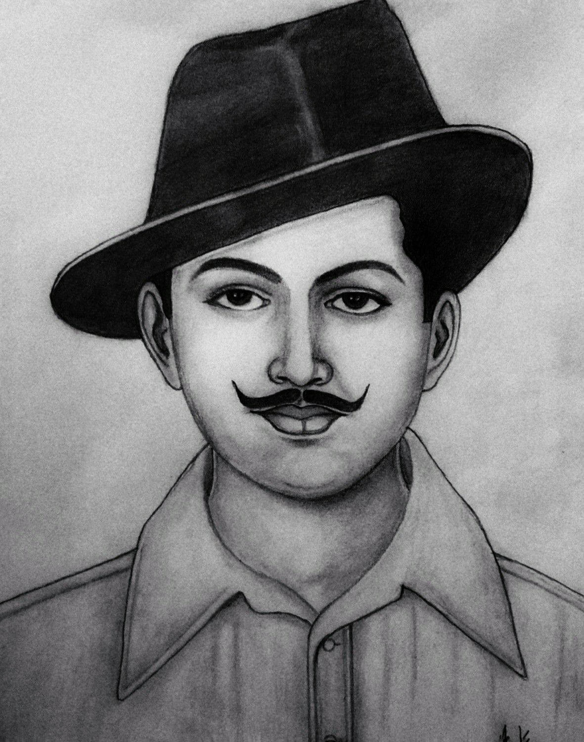 Shaheed Bhagat Singh 桌布 壁紙 — 一個戴著紳士帽和領子襯衫、留鬍子的年輕男子的詳細鉛筆素描。