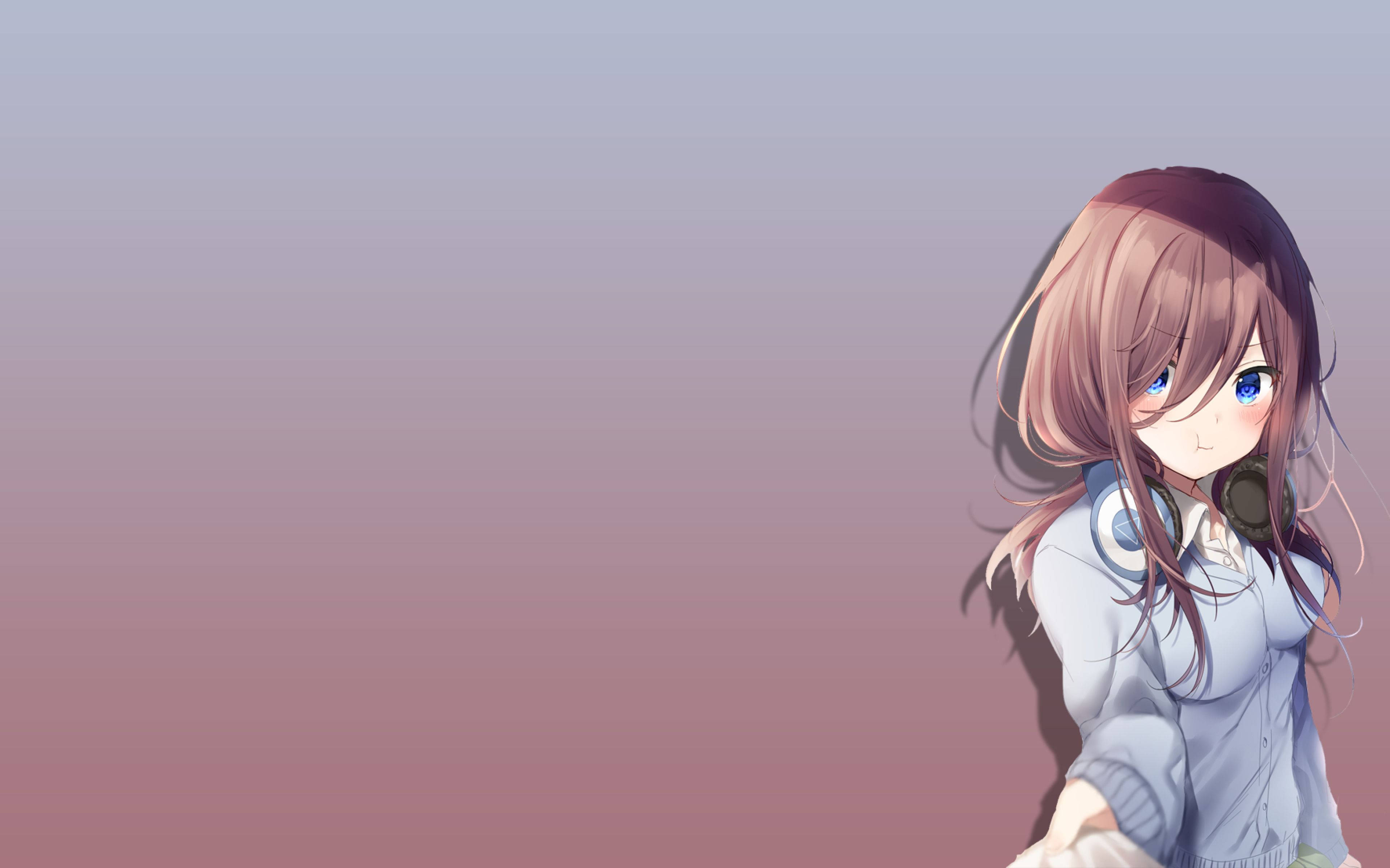 miku 桌布 壁紙 — 一個戴著耳機的可愛動漫女孩，溫柔地凝視著粉紅和紫色漸變的天空。