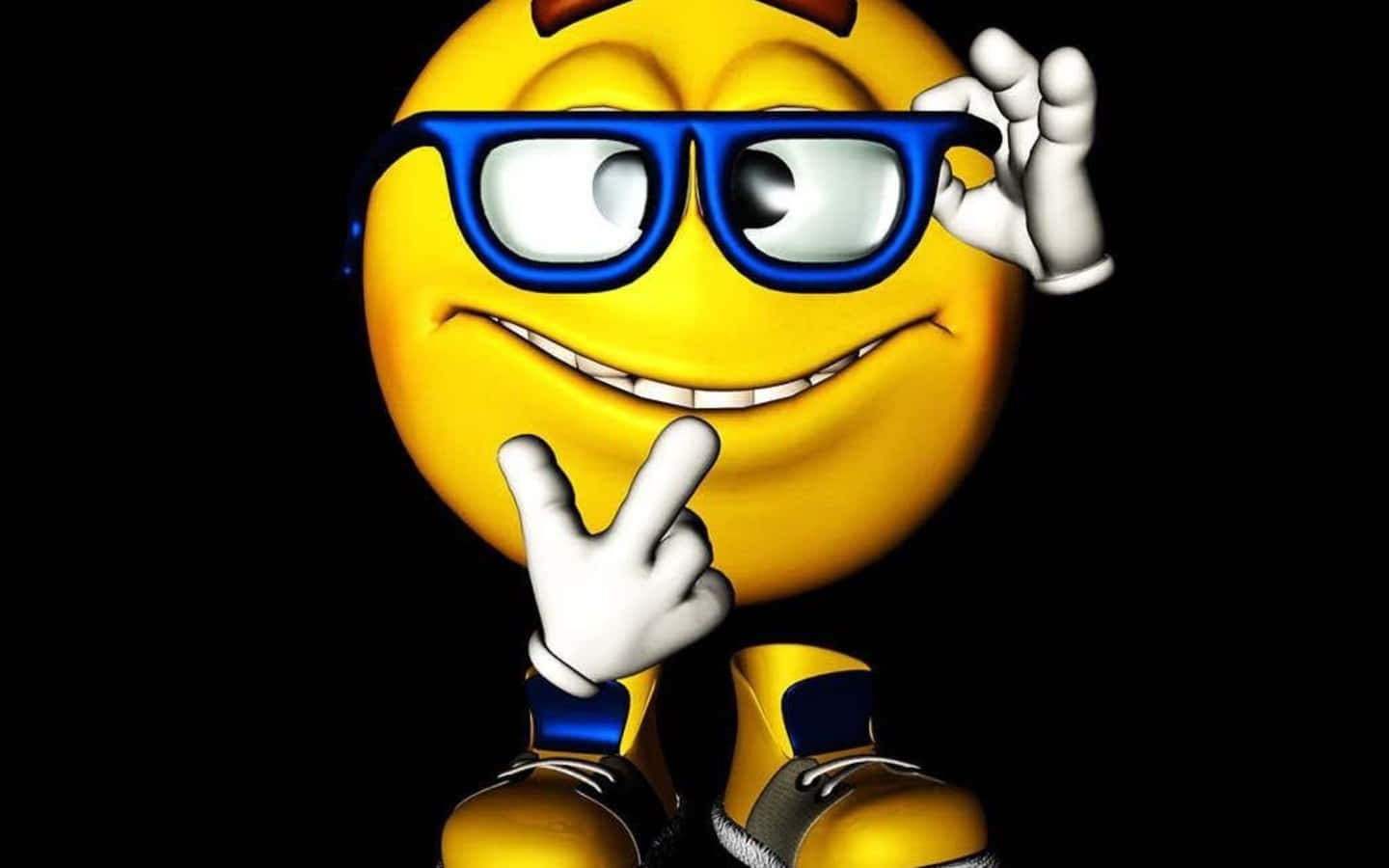 Smiley 桌布 壁紙 — 一個戴著藍色眼鏡、比出和平手勢的開心黃色表情符號，背景為黑色。