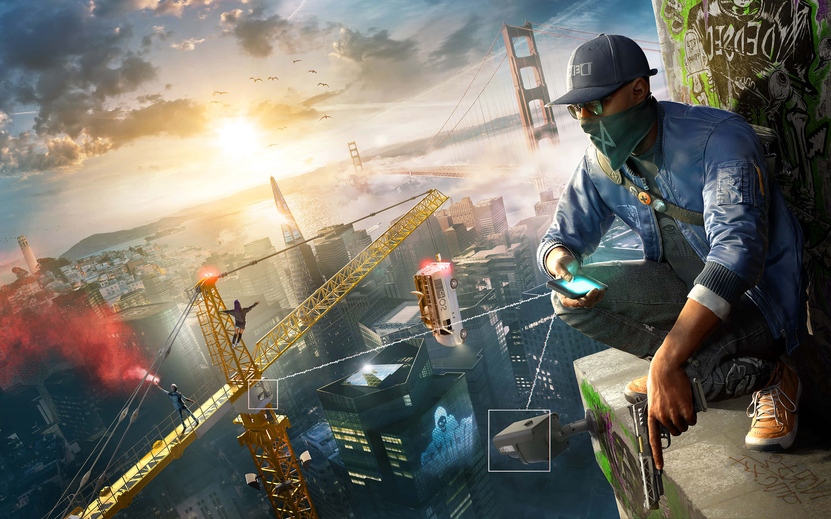 Watch Dogs 桌布 壁紙 — 一個戴著面具的身影蹲在塗鴉牆上，俯瞰著混亂的城市景觀，有飛車和金色橋樑，背景是日落。