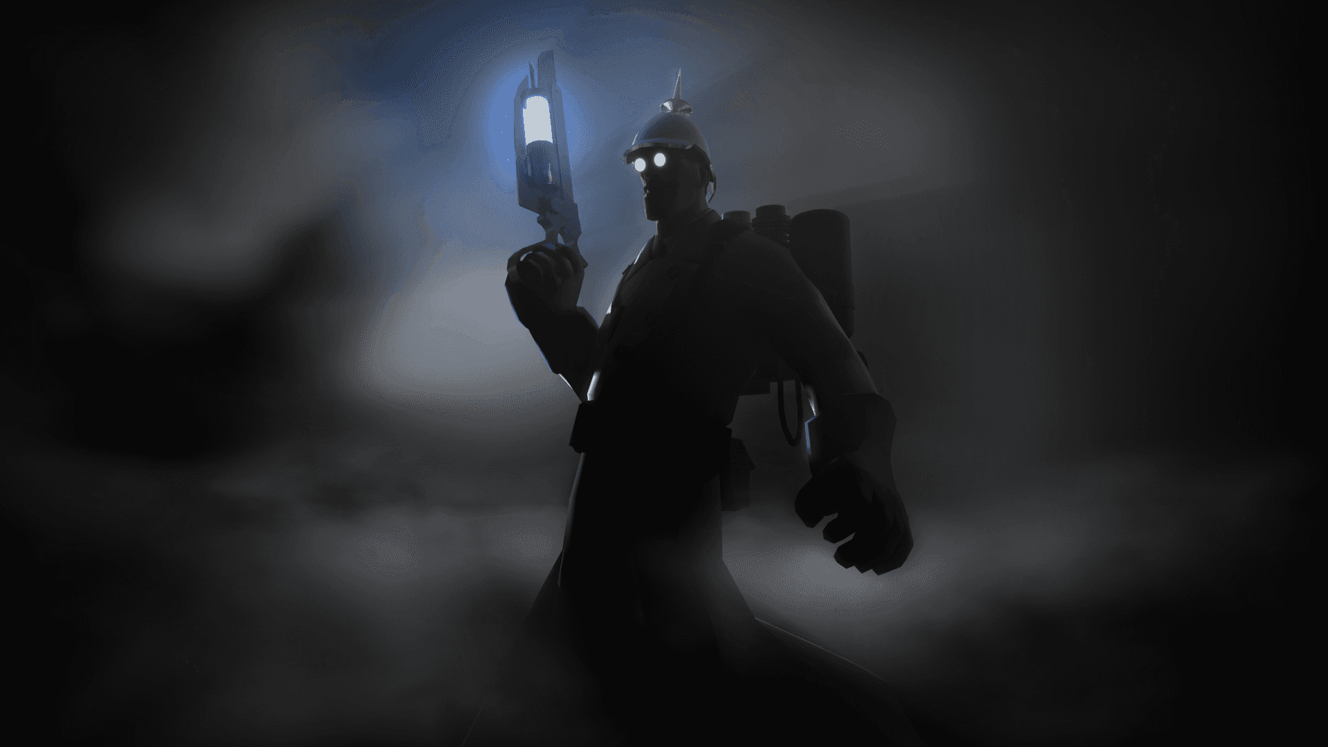 Tf2 桌布 壁紙 — 一個戴著頭盔和背包的捉鬼獵人，手持發光燈籠，在陰森的夜晚場景中劃破黑暗的迷霧。
