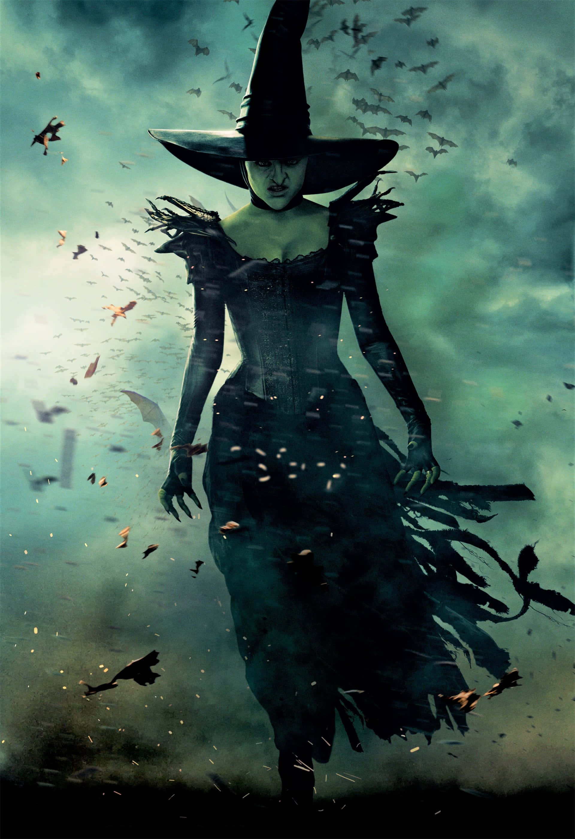 Dark Witch 桌布 壁紙 — 一個戴著高帽、身穿破爛長袍的黑暗女巫，在風暴般的綠色天空下，站在盤旋的蝙蝠和落葉之中。