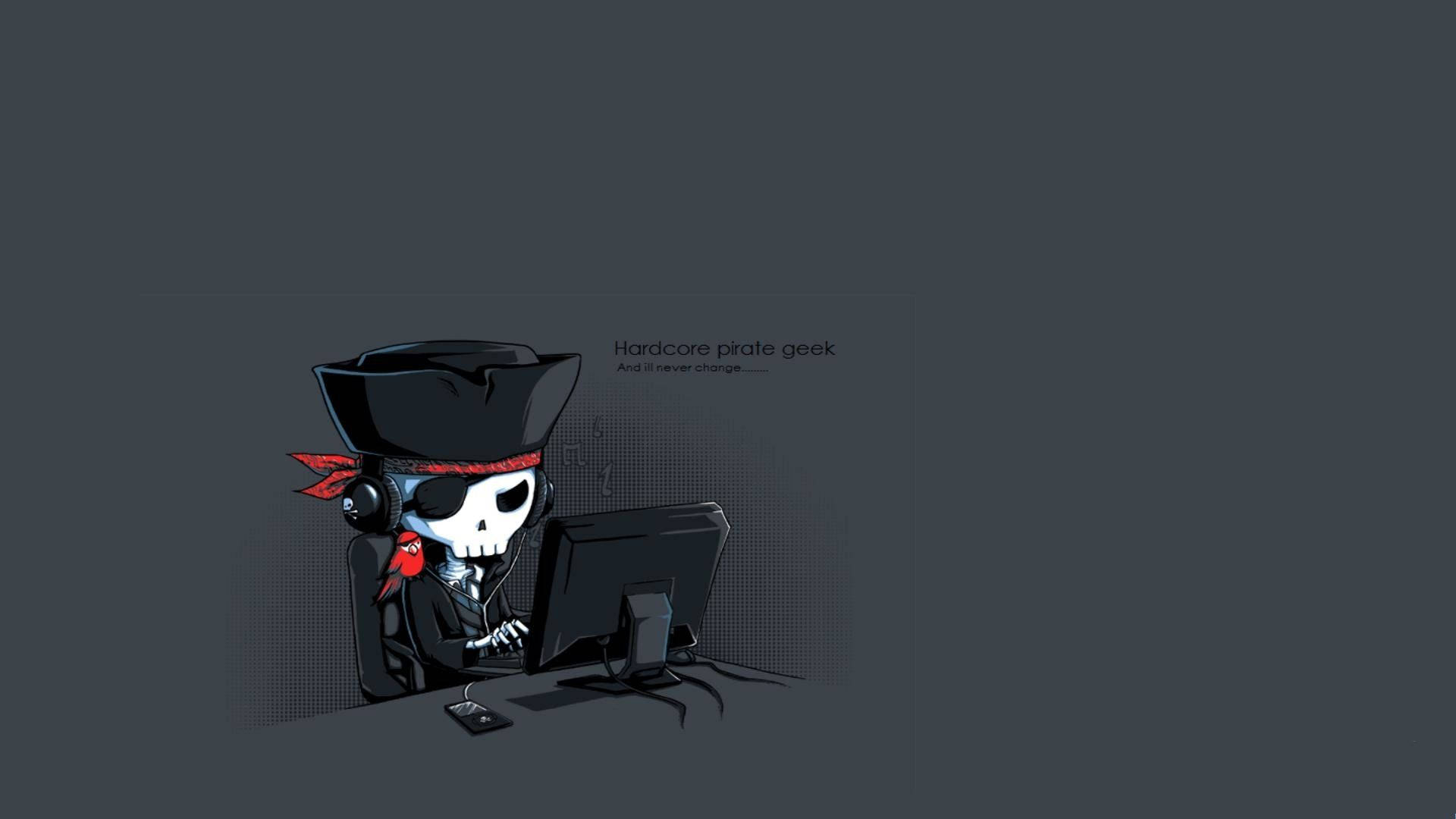 Hacker Full HD 桌布 壁紙 — 一個戴著高帽和眼罩的卡通海盜骷髏頭，在深灰色背景下瘋狂地打字。
