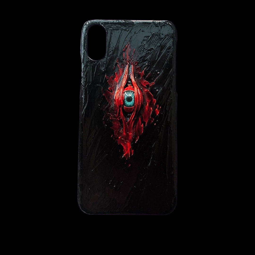 iPhone 桌布 壁紙 — 一個手機殼，上面有鮮豔的藍色眼睛，被紅色有機卷鬚環繞，背景是帶紋理的黑色。