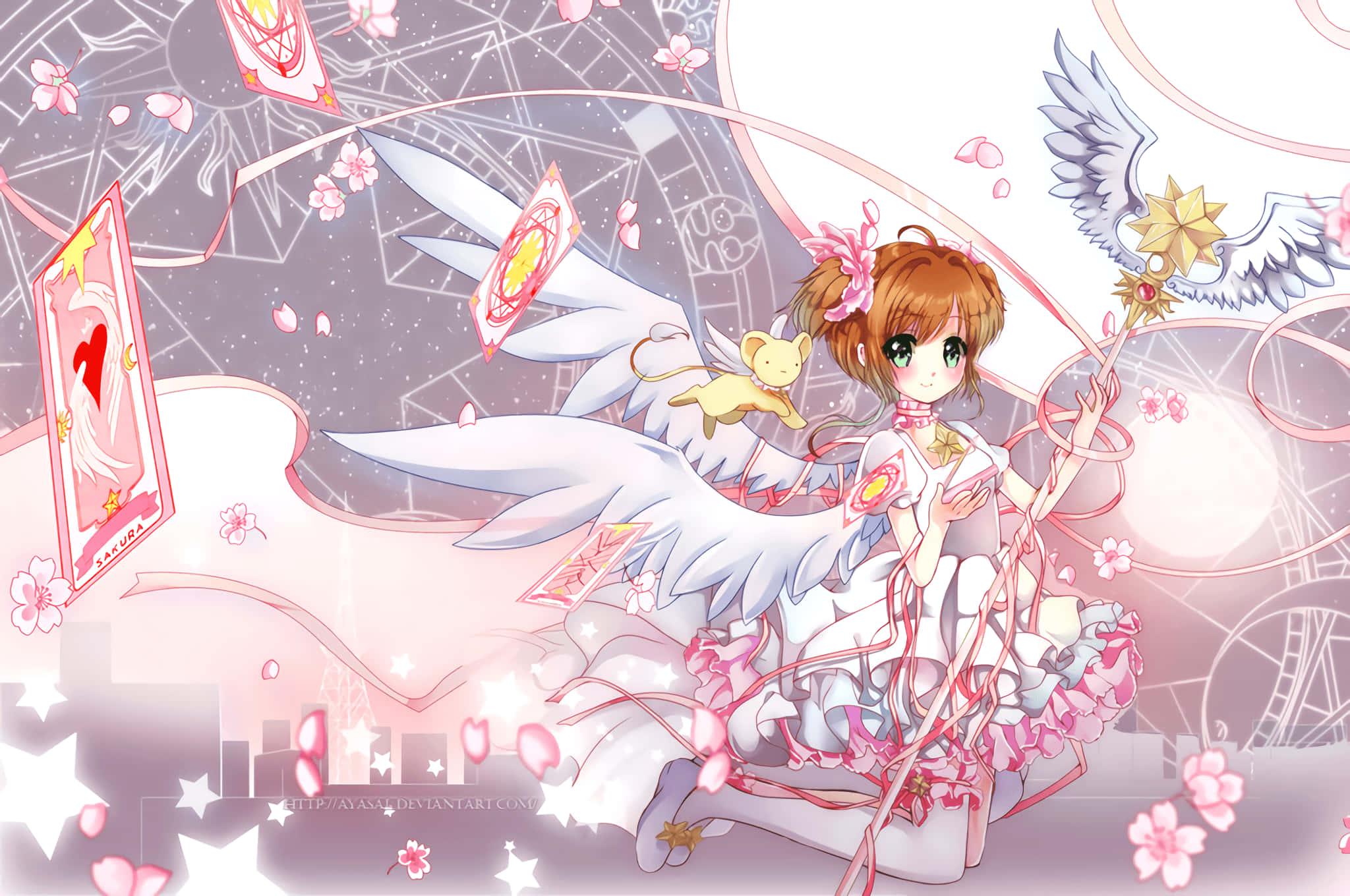 庫洛魔法使 桌布 壁紙 — 一個擁有天使翅膀和魔杖的魔法動漫女孩，被漂浮的卡片和櫻花環繞，在夢幻的粉紅色和白色天空中。