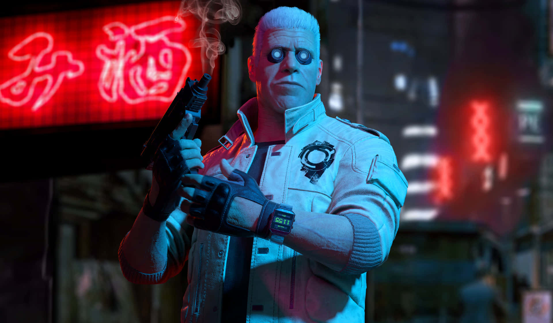 Ghost In The Shell Batou 桌布 壁紙 — 一個擁有發光眼睛的賽博龐克角色在雨中的城市小巷裡，在霓虹燈牌下抽煙，同時手持手槍。