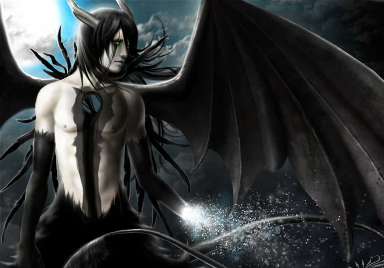 Ulquiorra Cifer 桌布 壁紙 — 一個擁有發光綠色眼睛和黑色角的暗翼動漫惡魔，在暴風雨的天空中手持發光球體。