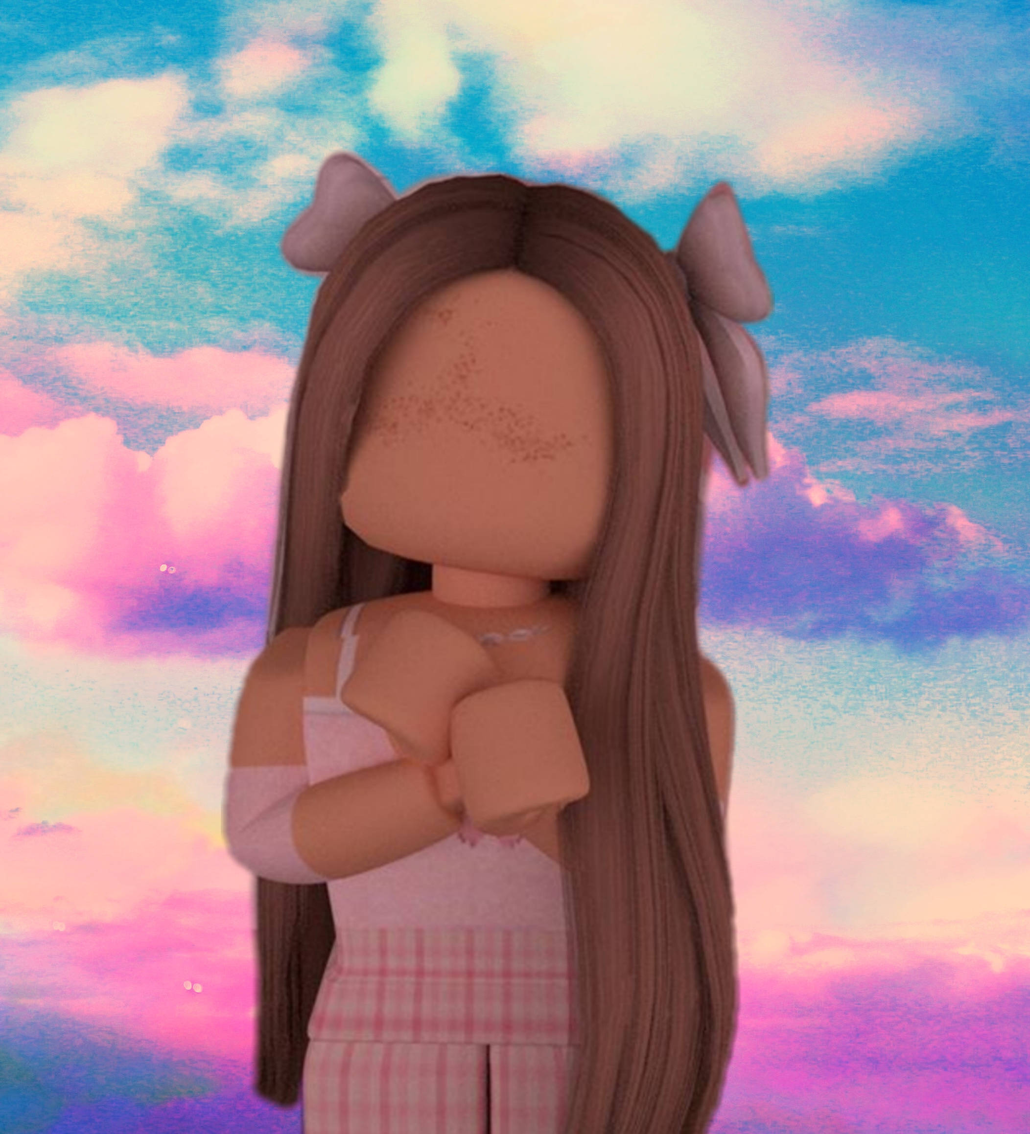 Roblox Girl 桌布 壁紙 — 一個擁有長長棕色頭髮和貓耳朵的Roblox虛擬角色，站在充滿柔和雲朵的夢幻粉彩天空前。