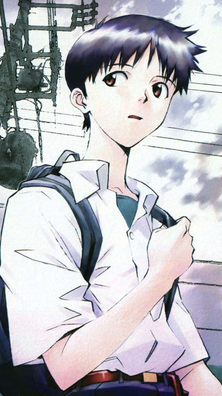 Shinji Ikari 桌布 壁紙 — 一個擁有黑色刺蝟頭和揹著背包的年輕動漫男孩，在佈滿工業電線的多雲天空下向上凝視。