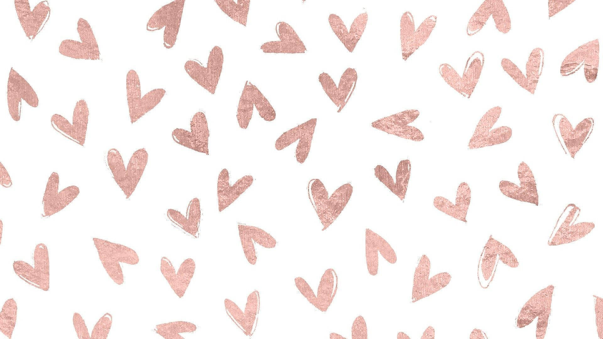 Cute Rose Gold 桌布 壁紙 — 一個散落的玫瑰金心形圖案，帶有紋理筆觸邊緣，在乾淨的白色背景上。